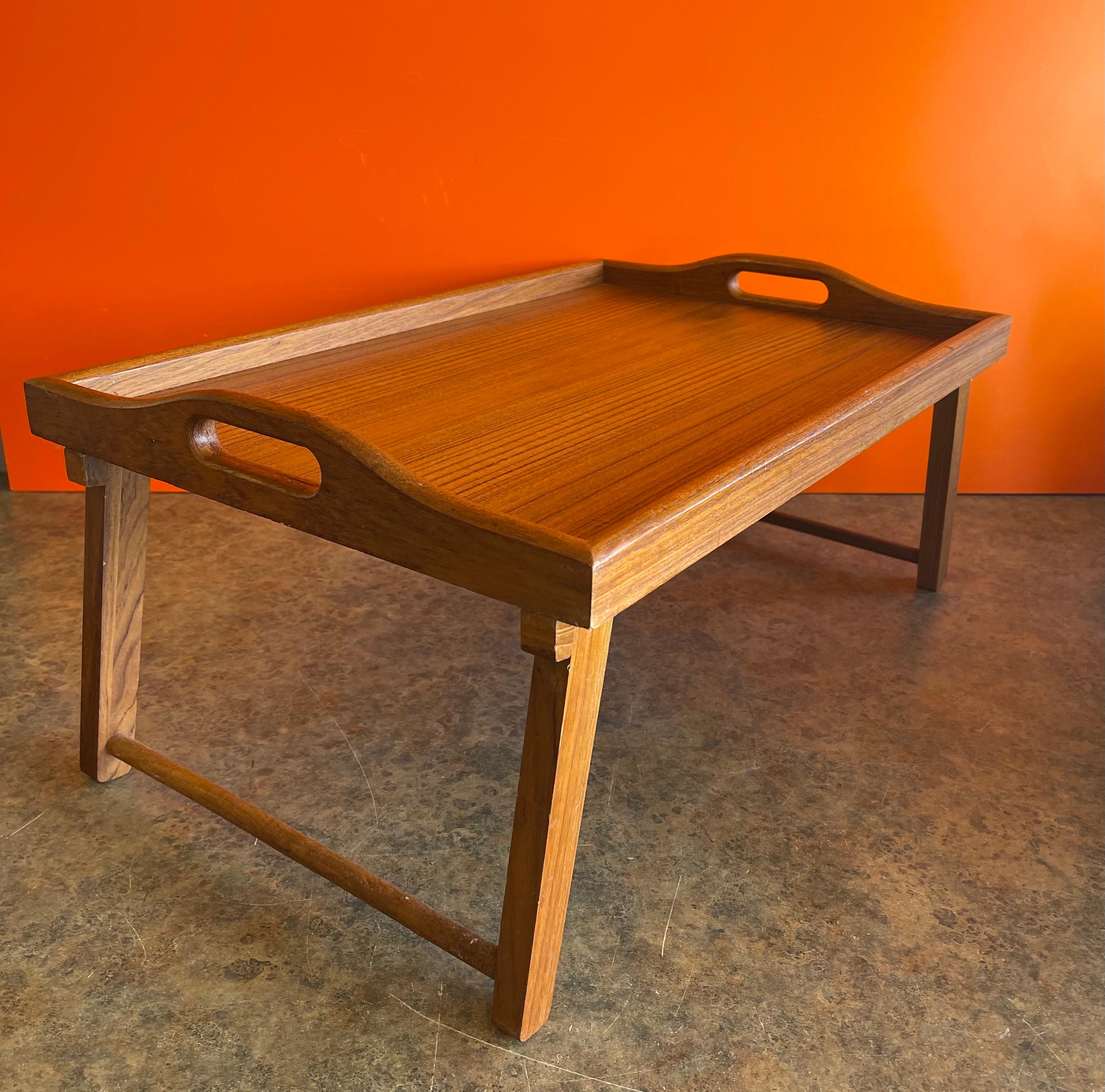 Danish Modern Solid Teak Folding Bed / Breakfast Tray In Good Condition In San Diego, CA