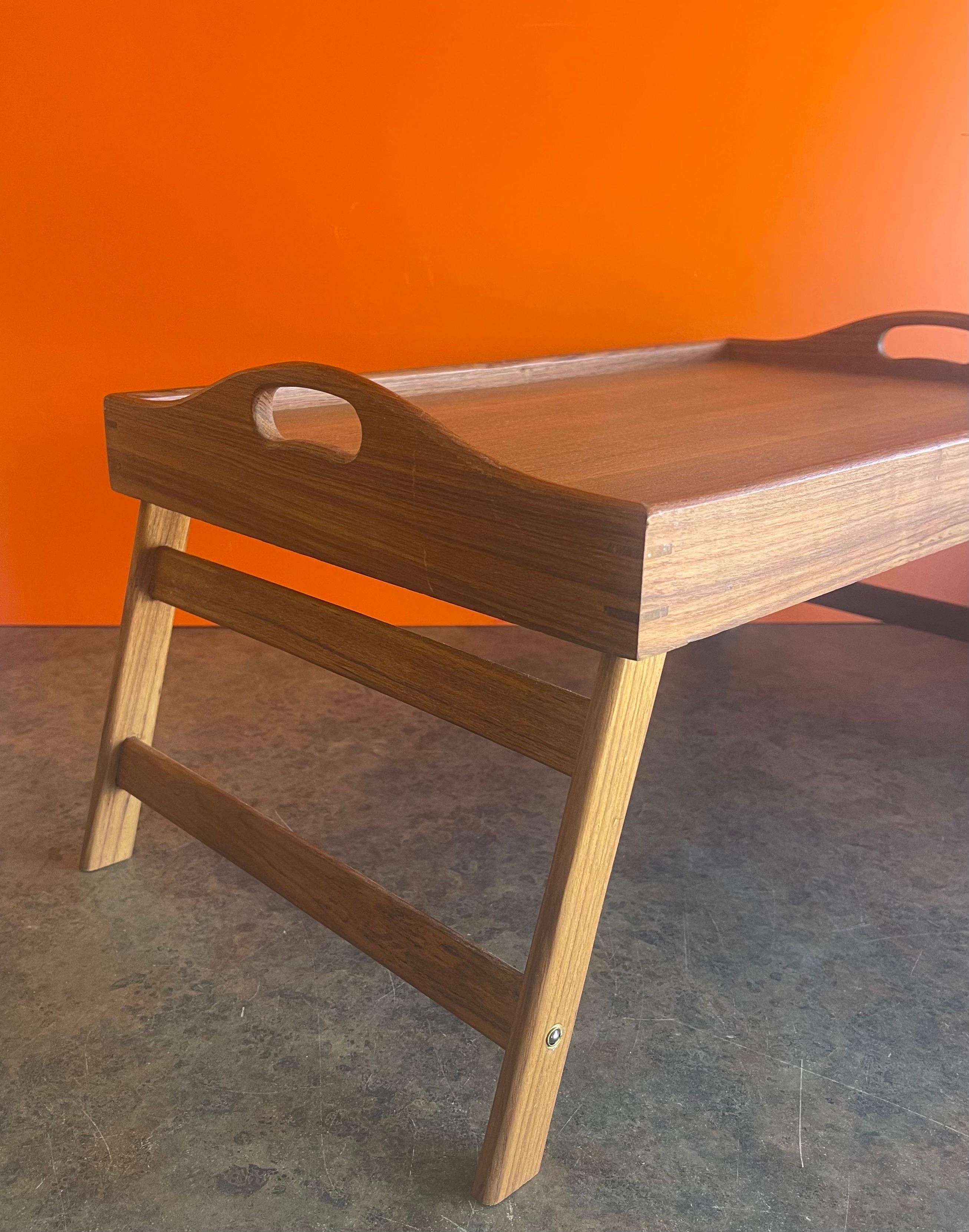 Danish Modern Solid Teak Folding Bed / Breakfast Tray In Good Condition In San Diego, CA
