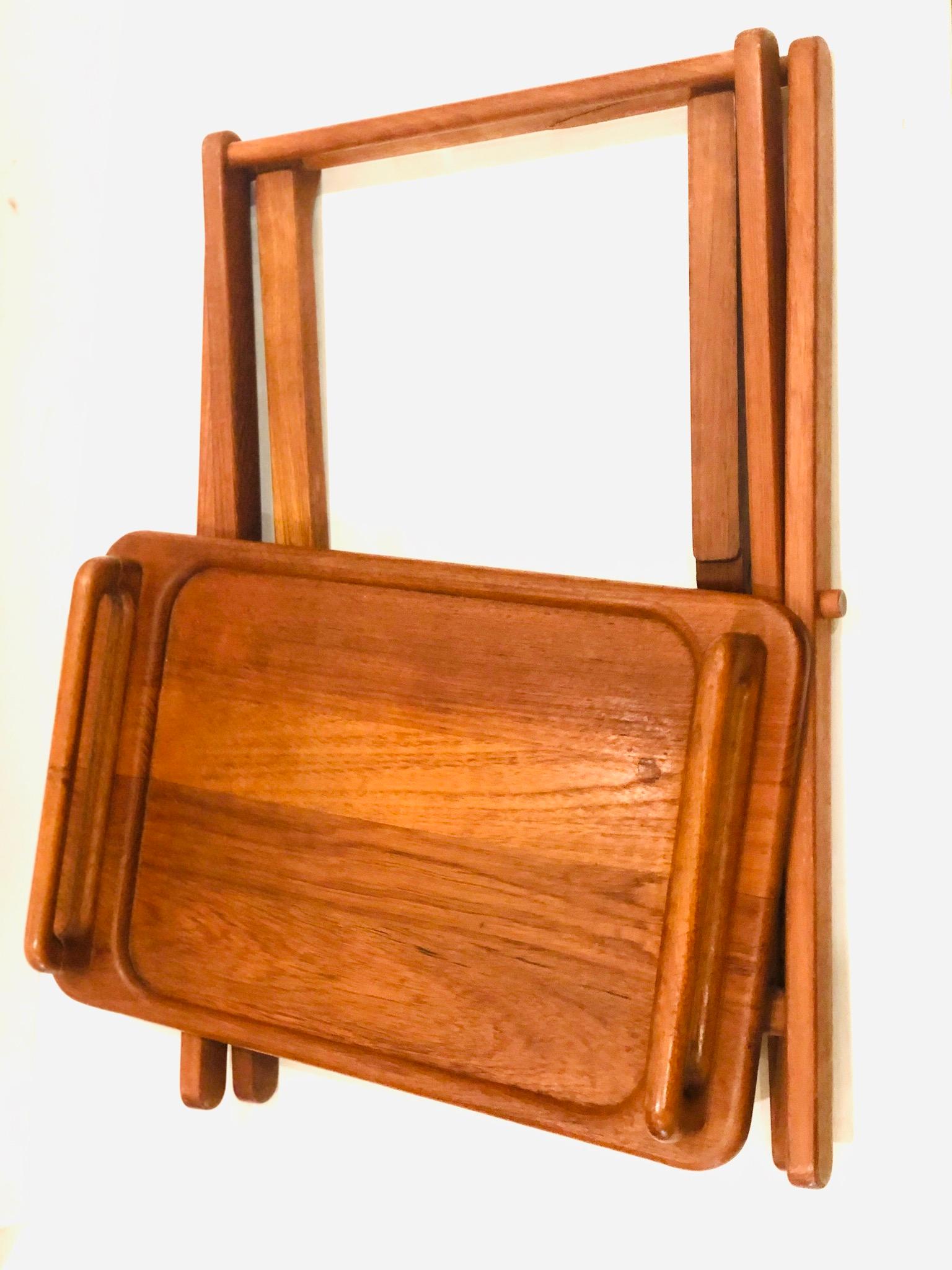 Danish Modern Solid Teak Folding TV Tray Portable In Good Condition In San Diego, CA