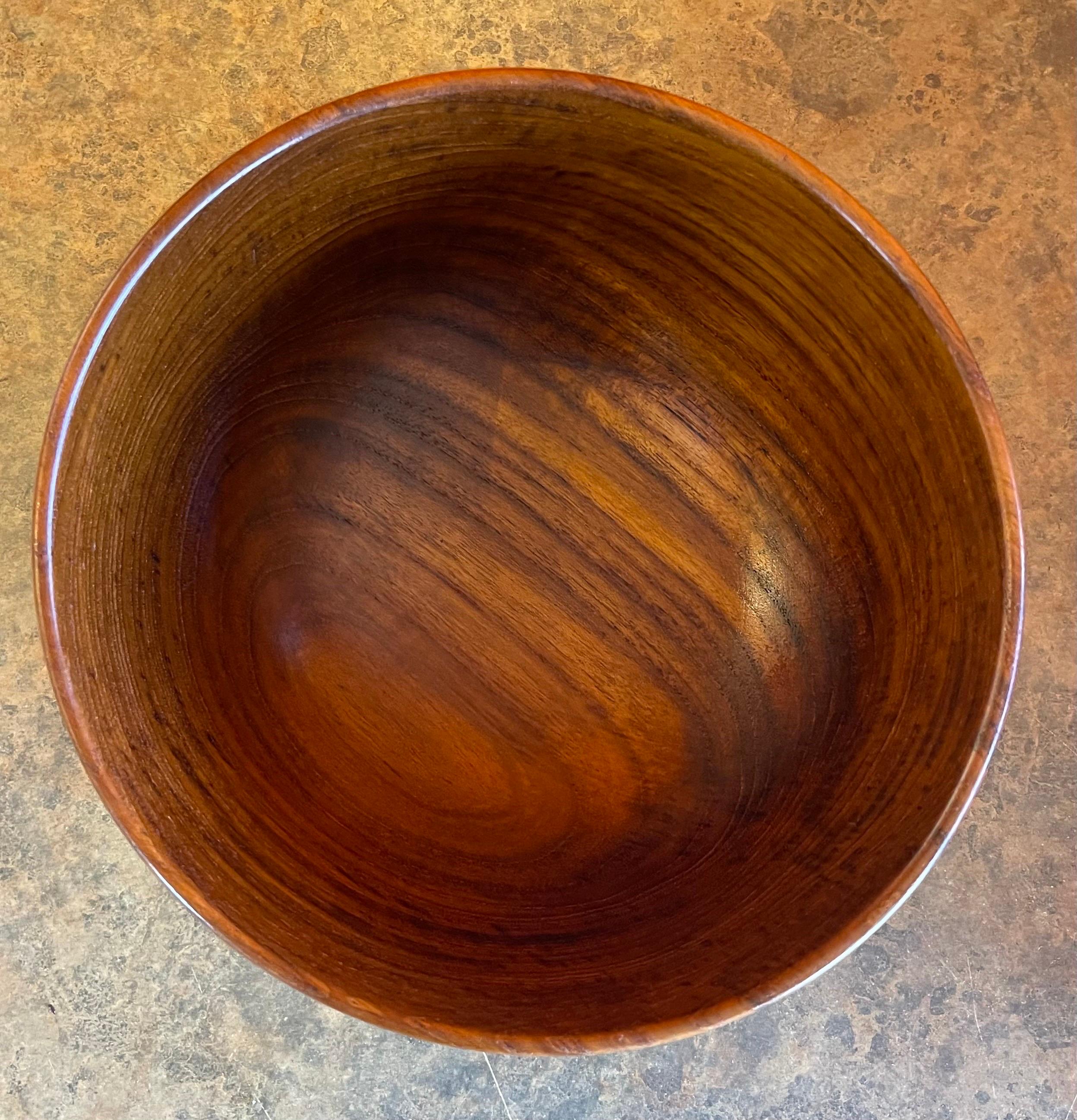 Danish Modern Solid Walnut Footed Bowl by Frantz M.  For Sale 5