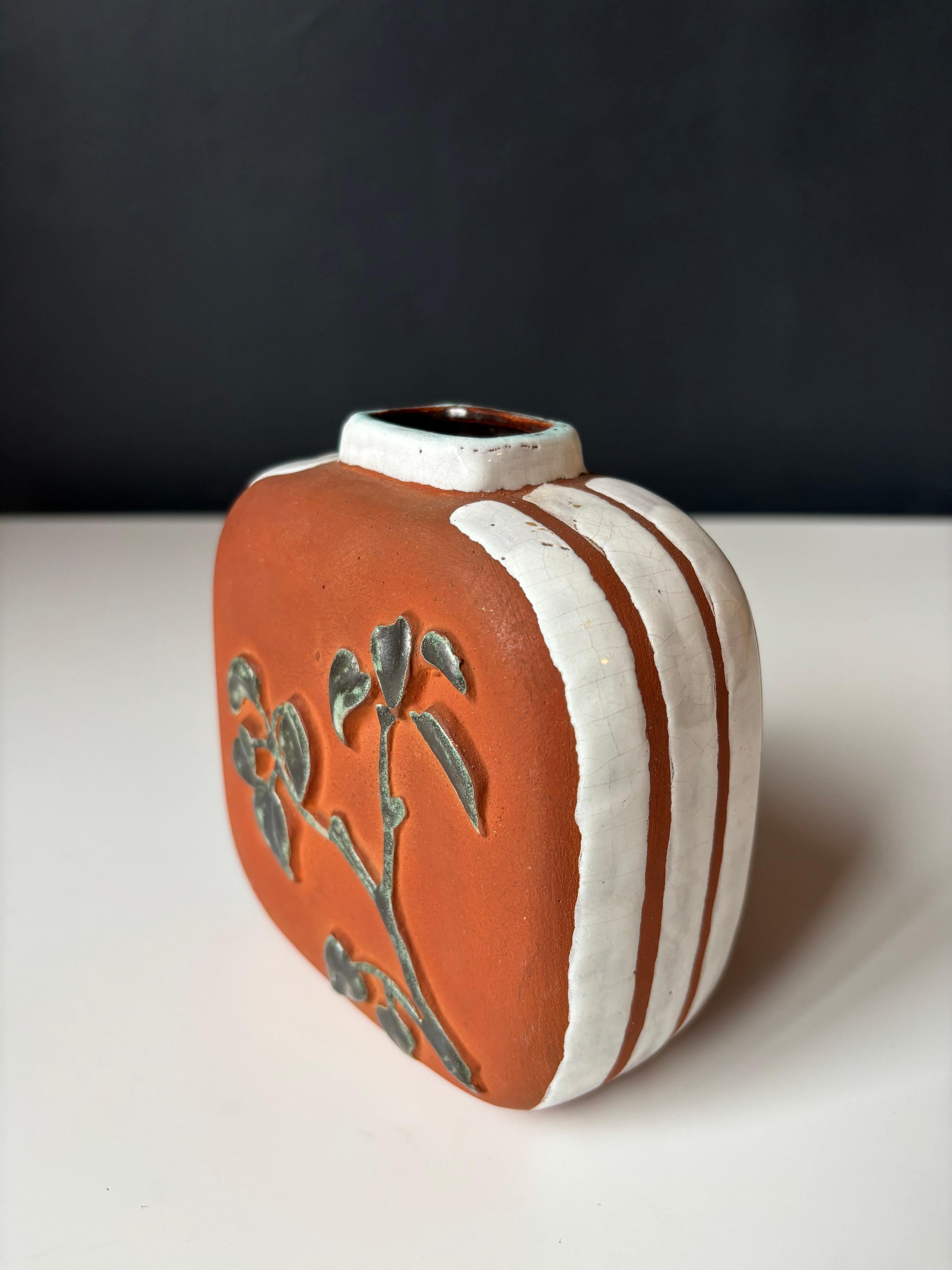 20th Century Danish Modern Sorgenfri Floral Decor White Striped Ceramic Vase, 1950s For Sale