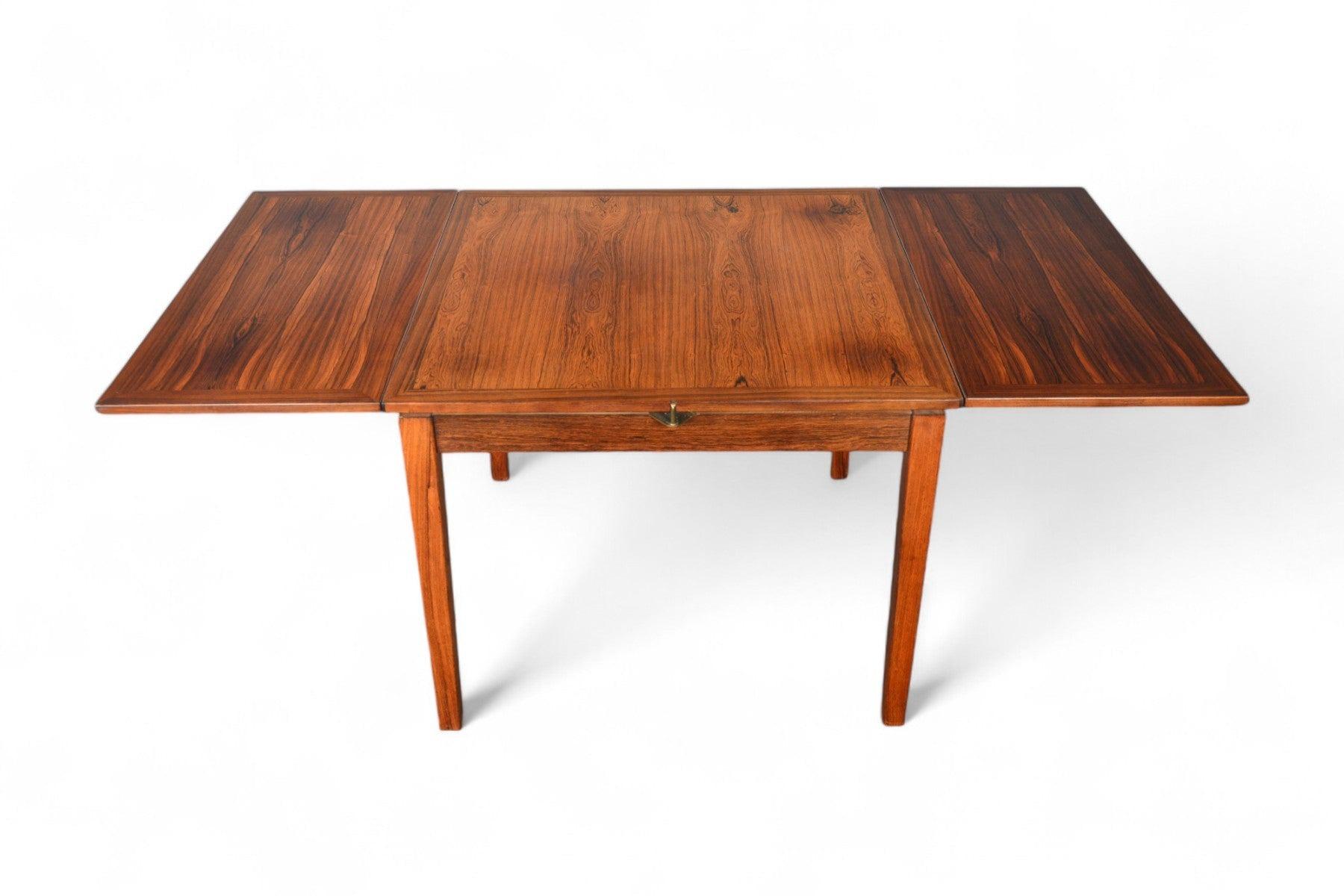 Table de salle à manger carrée moderne danoise à rabat en bois de rose en vente 2