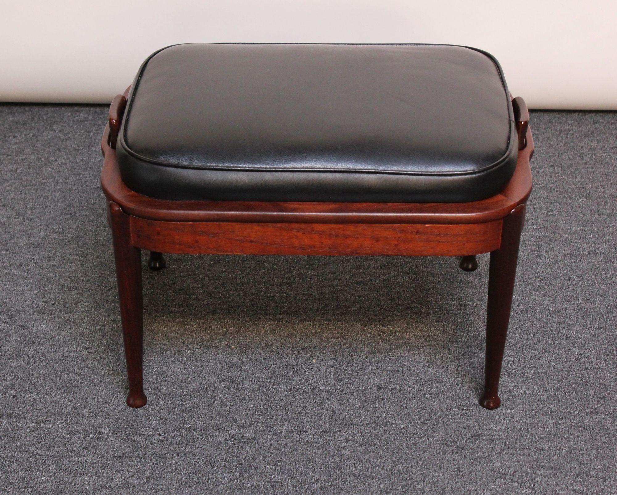 Danish Modern Stained Teak and Vinyl Ottoman / Stool In Good Condition In Brooklyn, NY