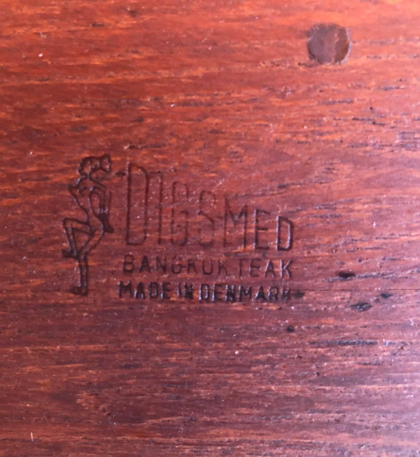 Cuenco danés moderno de teca labrada de Digsmed en venta 1
