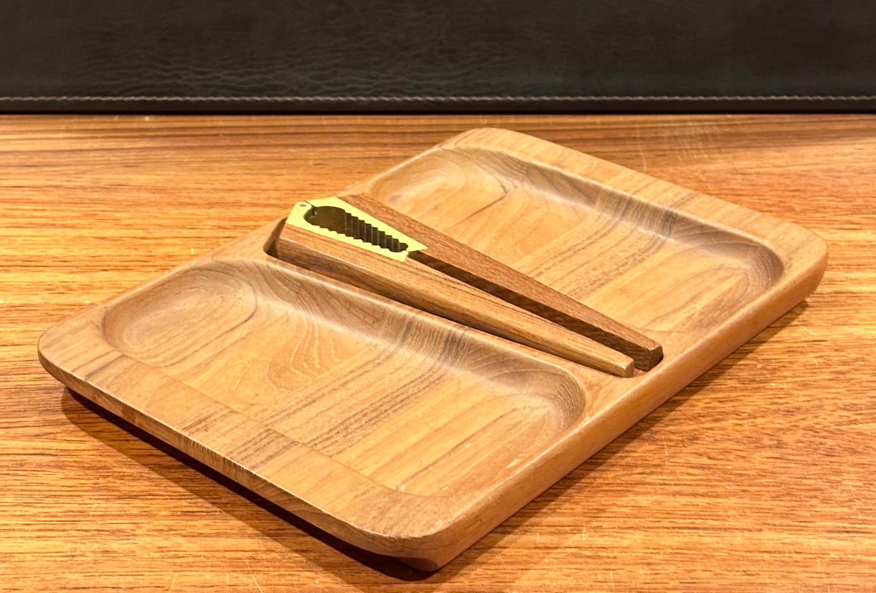 Cascanueces y cuenco daneses modernos de madera de teca por Flemming Digsmed para Nissen en venta 4