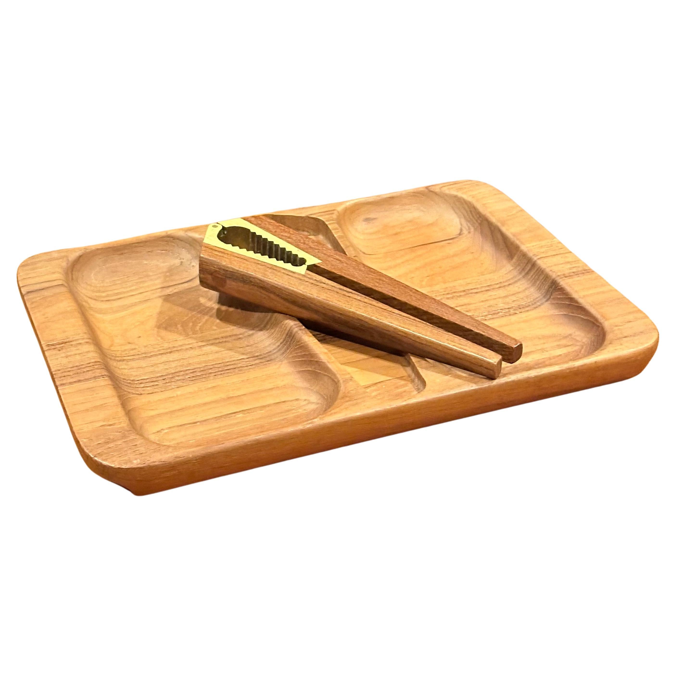 Cascanueces y cuenco daneses modernos de madera de teca por Flemming Digsmed para Nissen Escandinavo moderno en venta