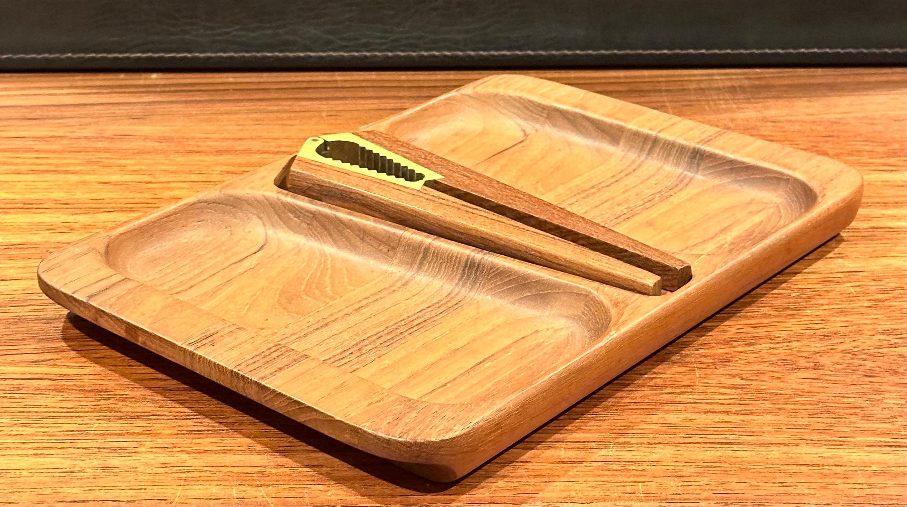 Cascanueces y cuenco daneses modernos de madera de teca por Flemming Digsmed para Nissen en venta 1