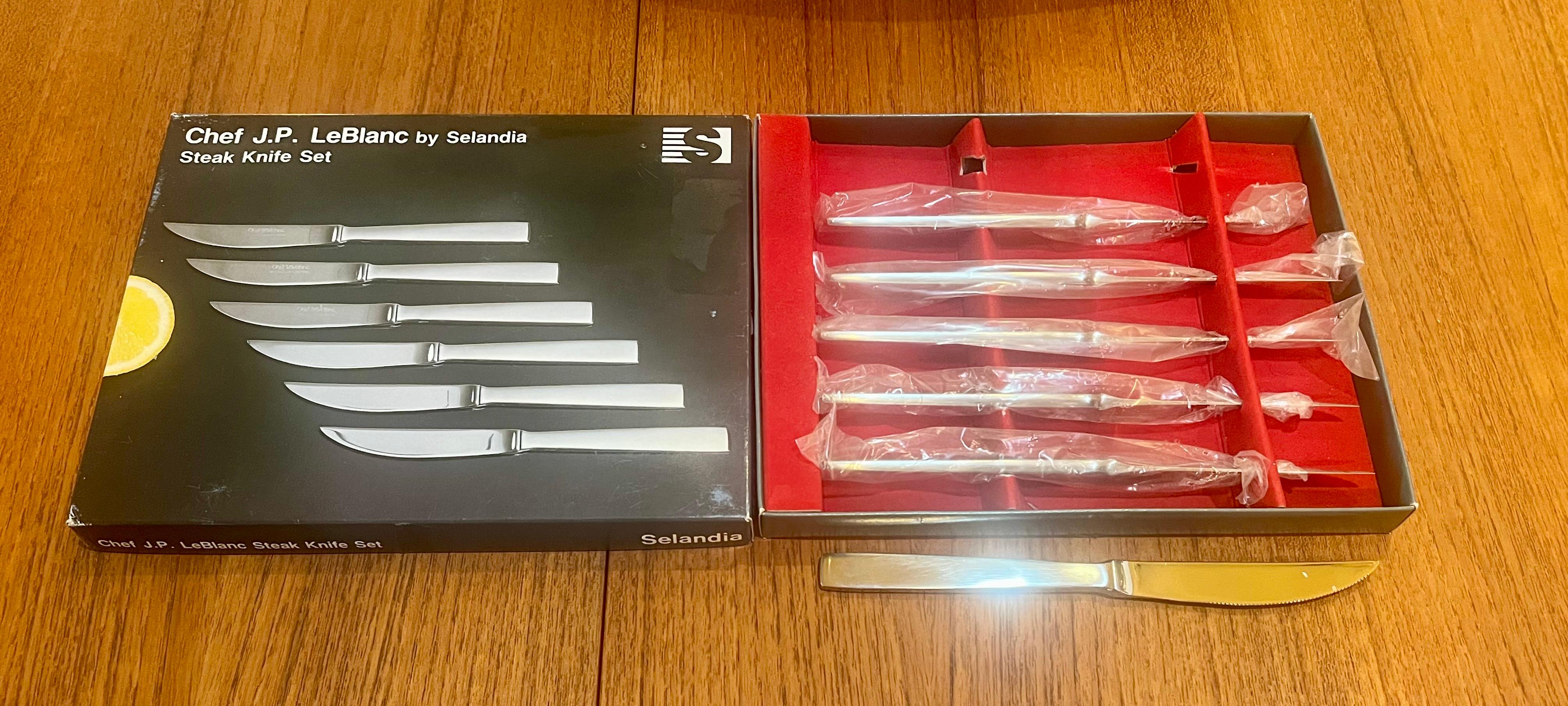 Danish Modern Steak Knife set by Chef Le Blanc for Selandia NIB In Excellent Condition For Sale In San Diego, CA