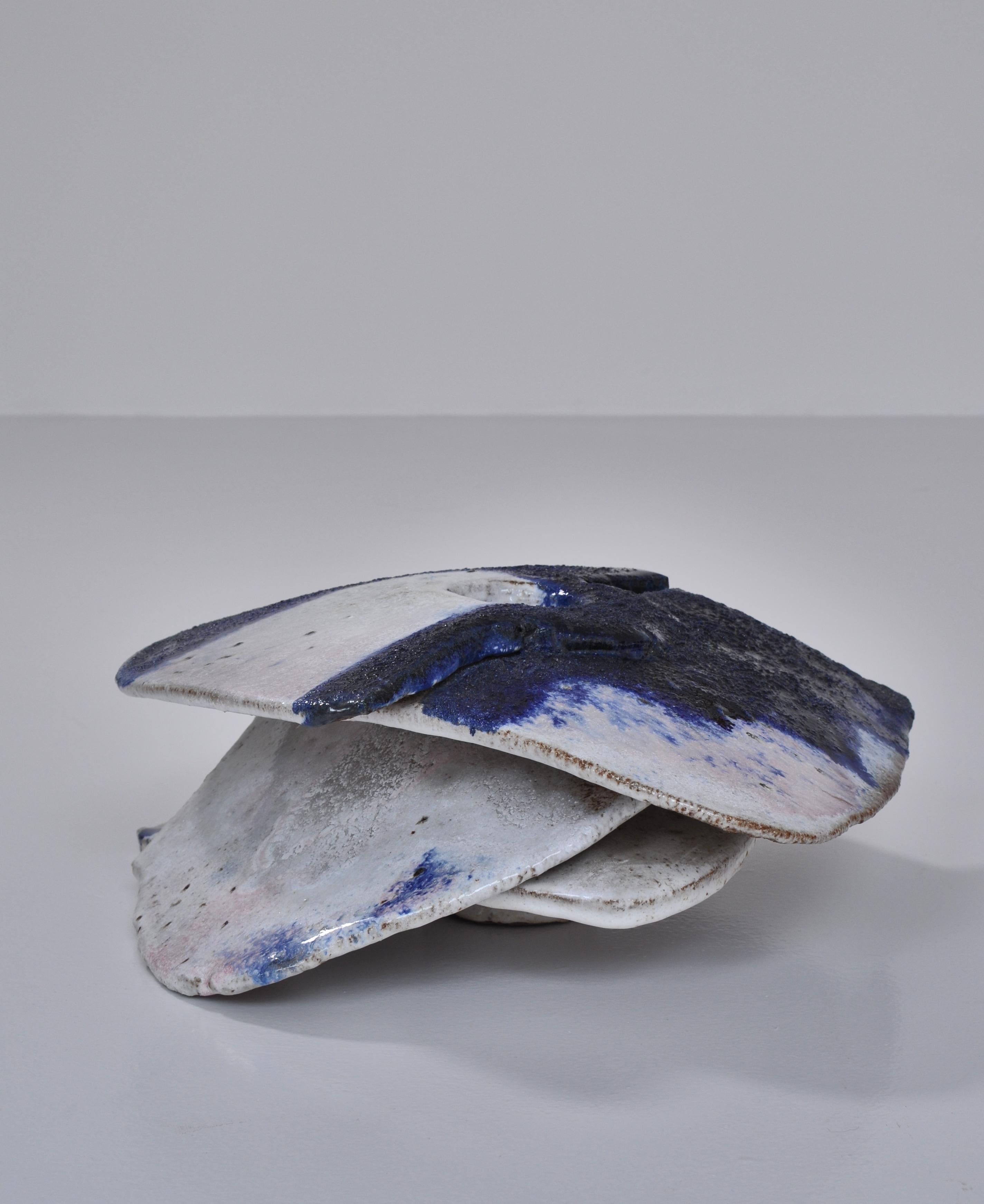 Sculpture abstraite danoise moderne en grès d'Ole Bjrn Krger, années 1960 en vente 1