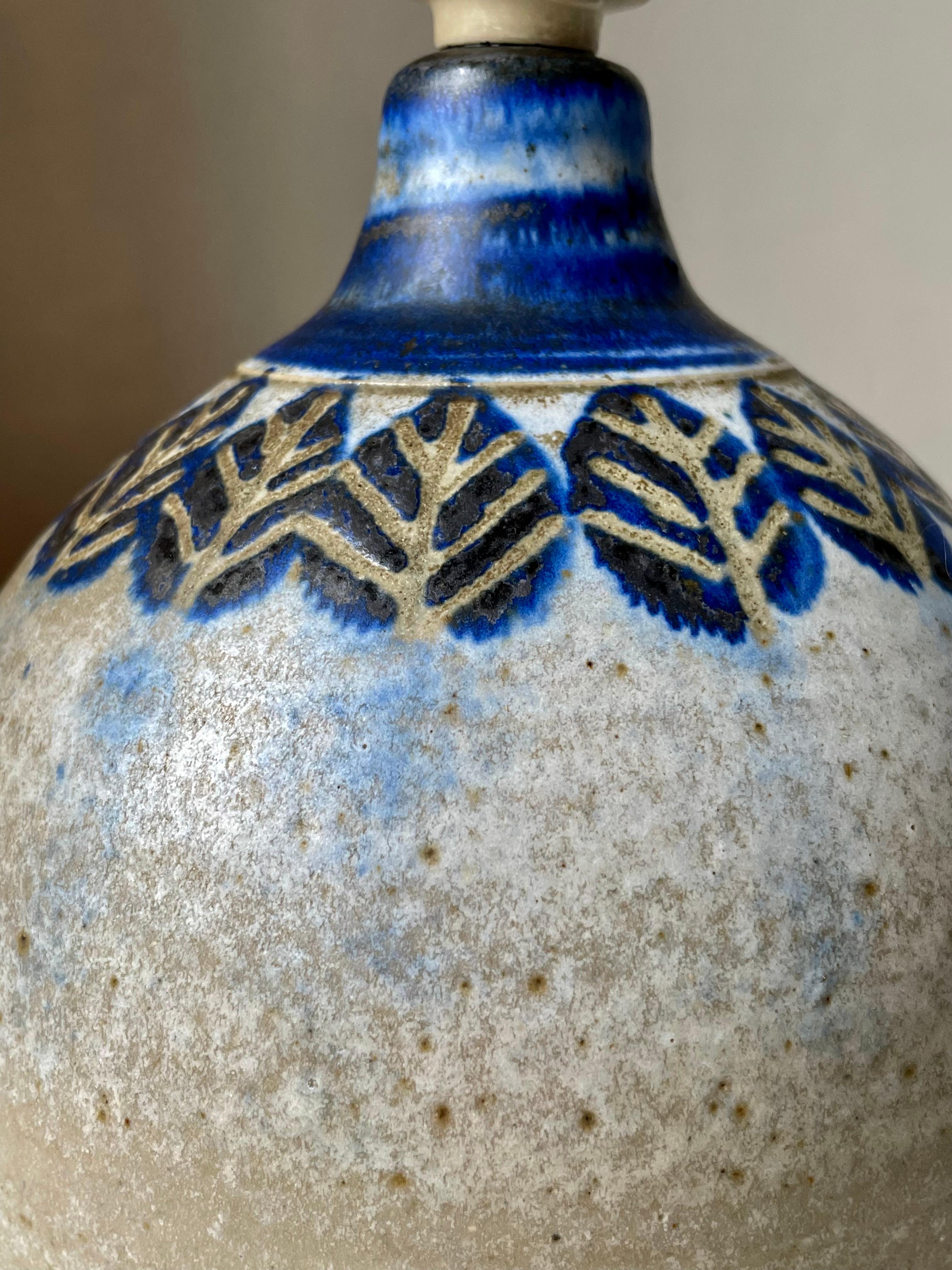 Stougaard Danish Modern Stoneware Blue Leaf Table Lamp, 1960s For Sale 3