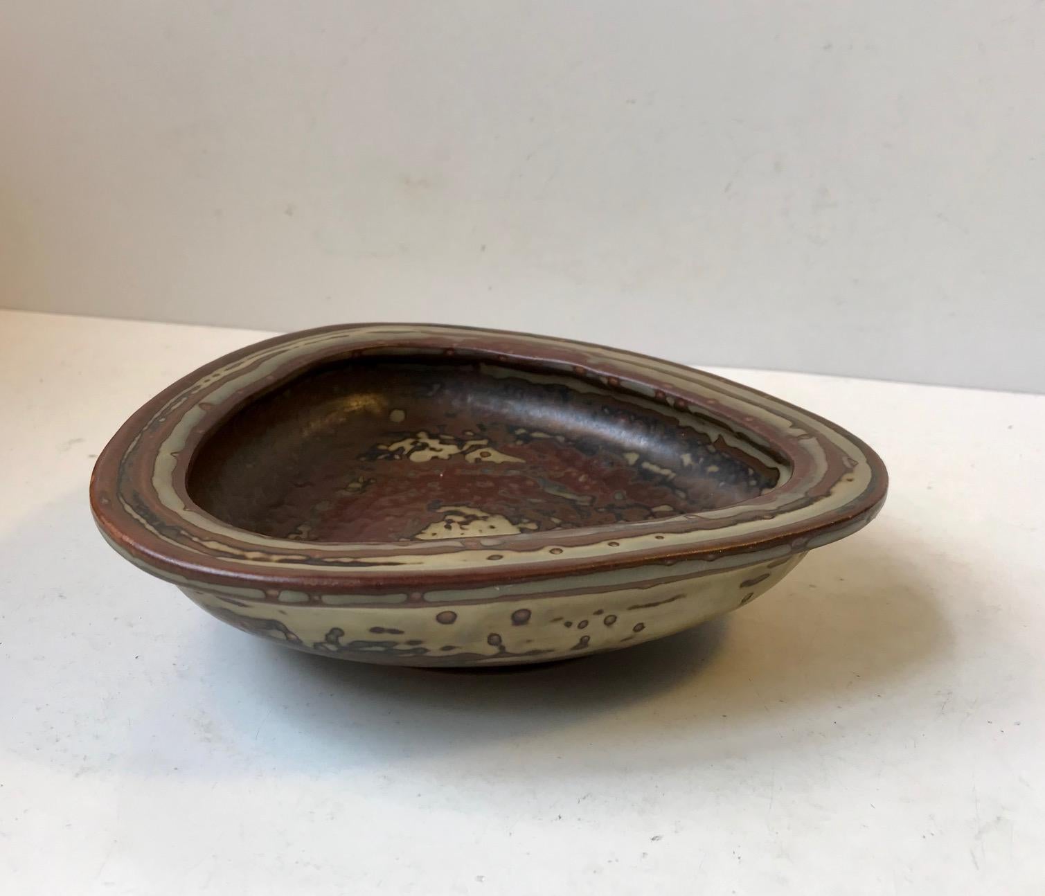 Danish Modern Stoneware Dish by Bode Willumsen for Royal Copenhagen In Good Condition In Esbjerg, DK