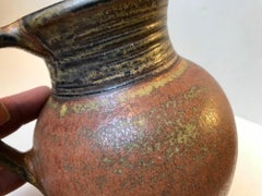 Dänischer moderner Steingutkrug von Hans Nielsen, Buch, 1960er Jahre