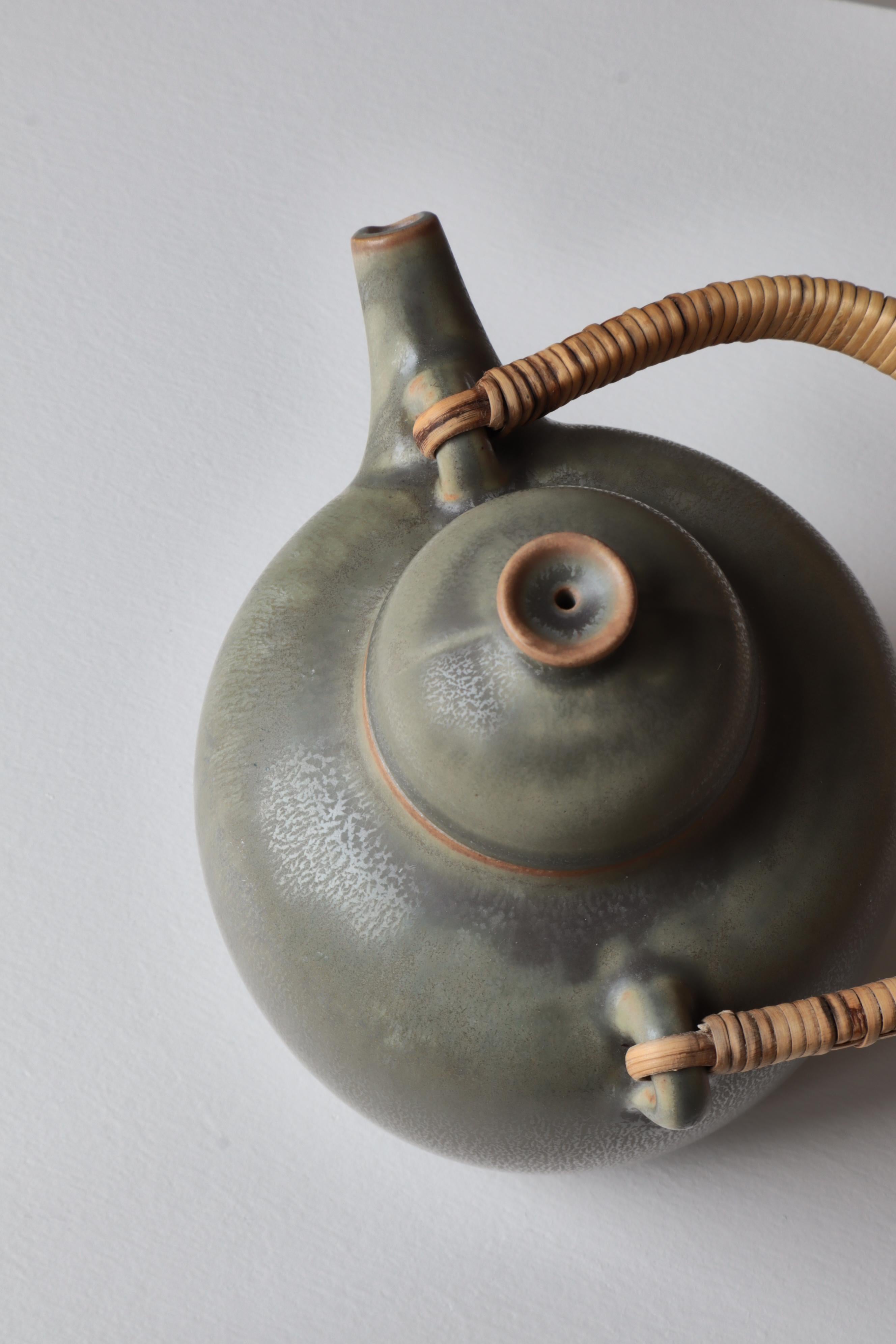 Dänische moderne dänische Steingut-Teekanne mit Haresfur-Glasur von Frode Bahnsen bei Palshus, 1950er Jahre im Angebot 5