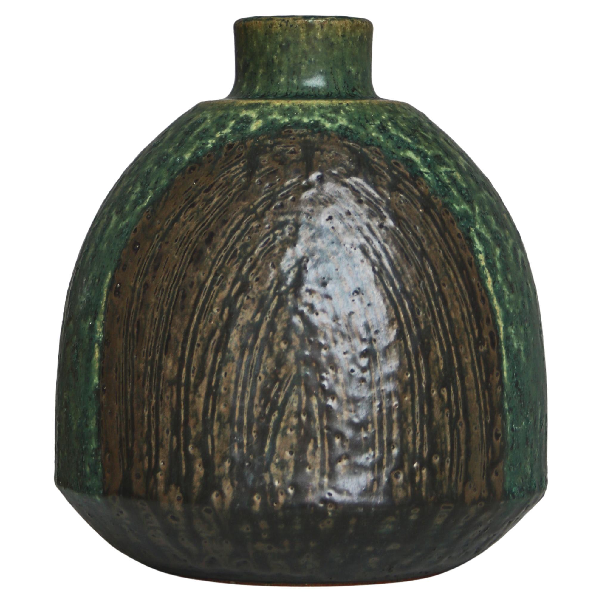 Danish Modern Stoneware Vase by Eva Stæhr-Nielsen Made at "Saxbo" 1960s