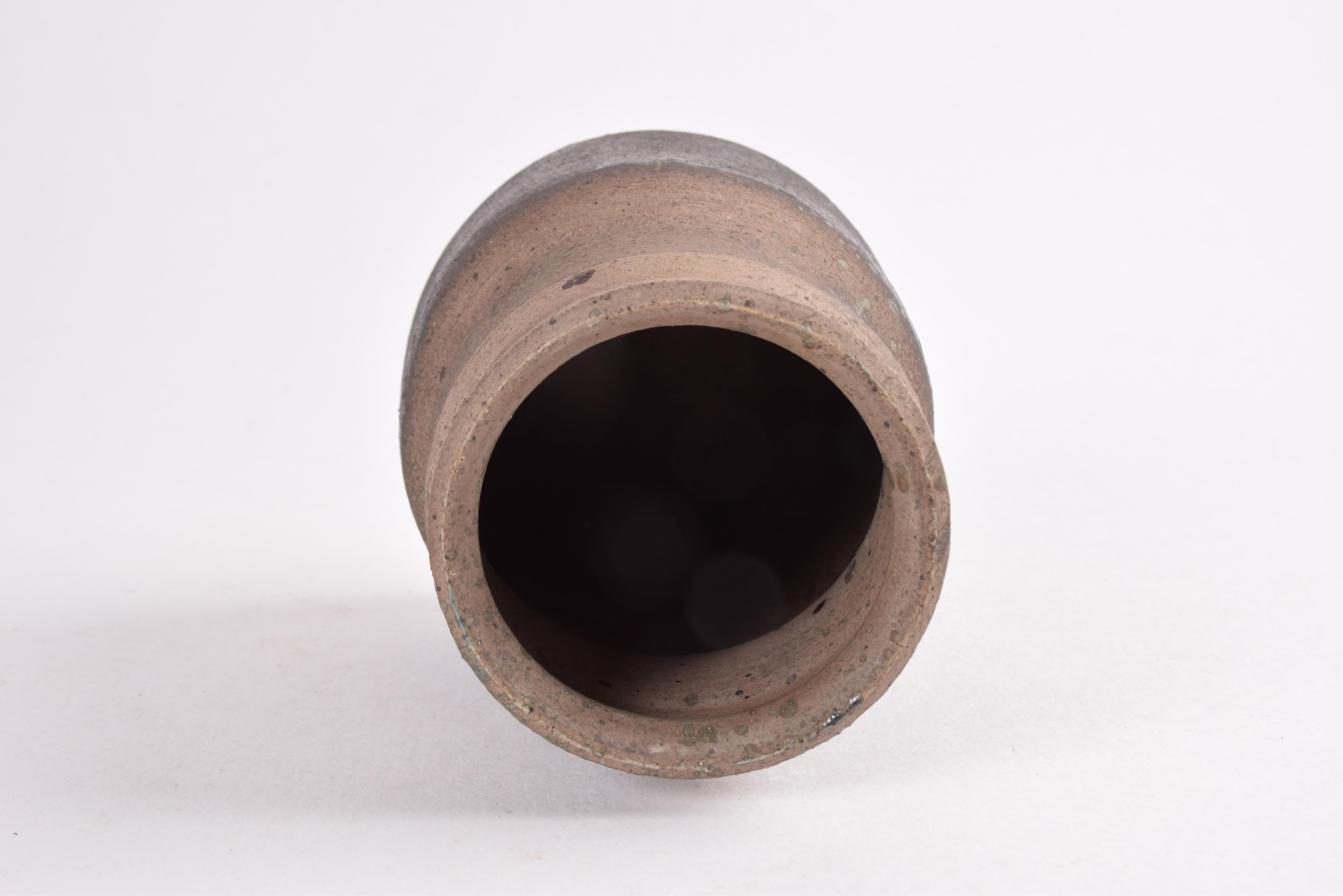 Danish Modern Studio Ceramic Vase by Chris Moes Earth Tones with Speckles, 1970s For Sale 1