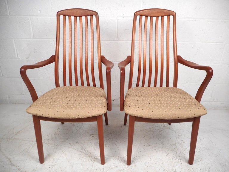 Mid-Century Modern Danish Modern Style Dining Chairs, Set of 6 For Sale