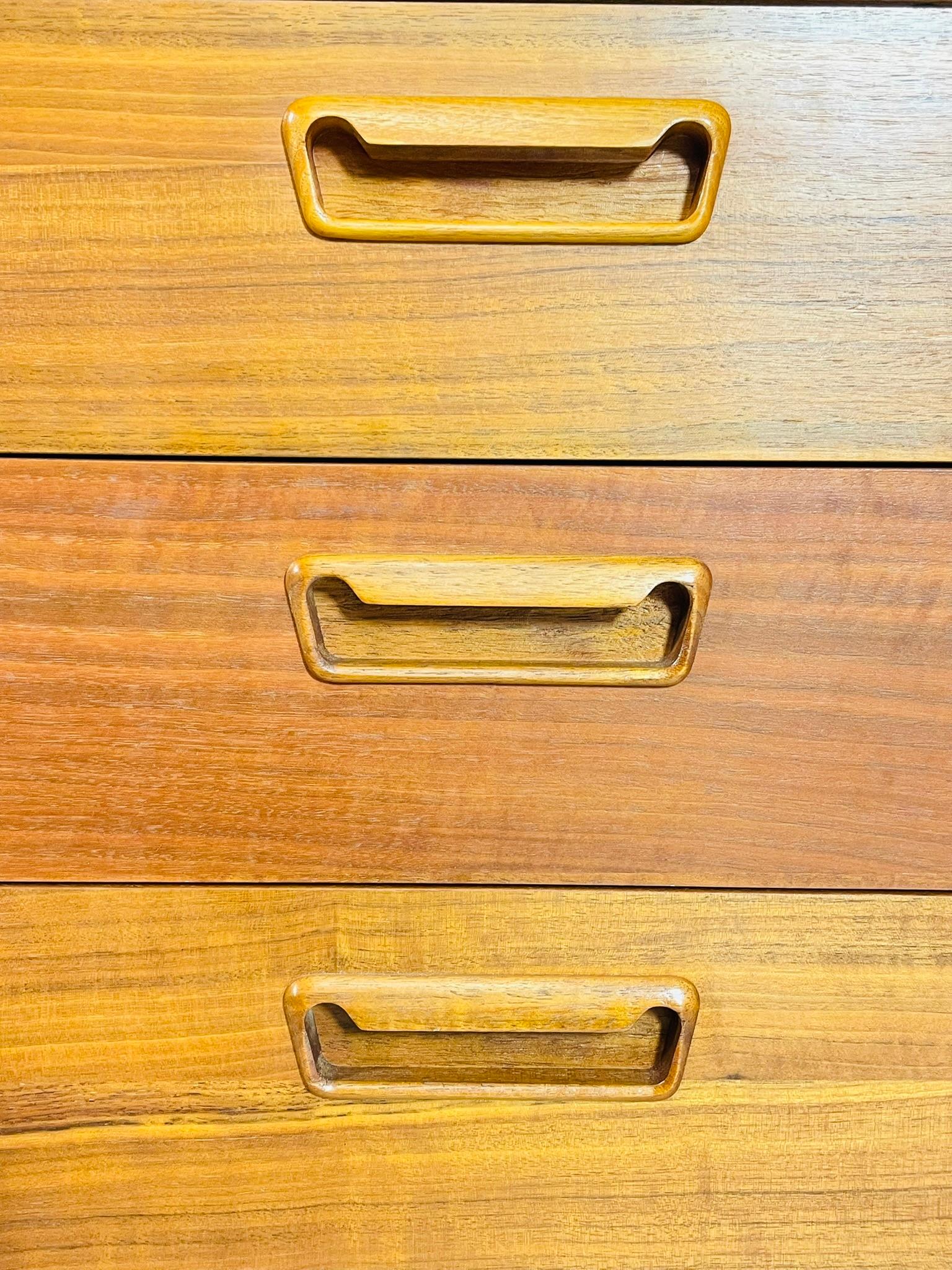 Danish Modern Style Five-Drawer Teak Partners Desk With Built-In Bookshelf For Sale 10