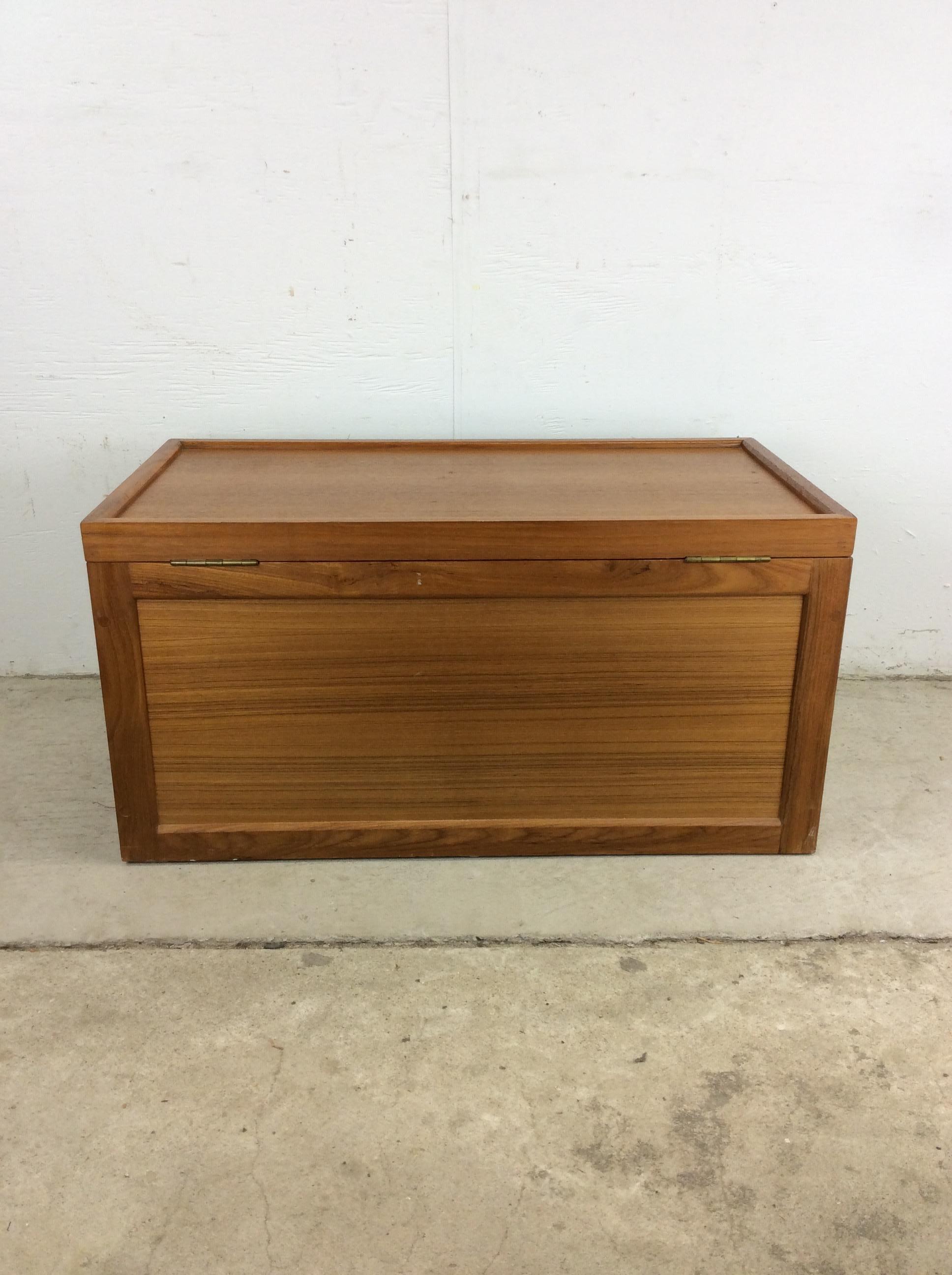 Dänische Modern Style Teak Decke Truhe im Angebot 12