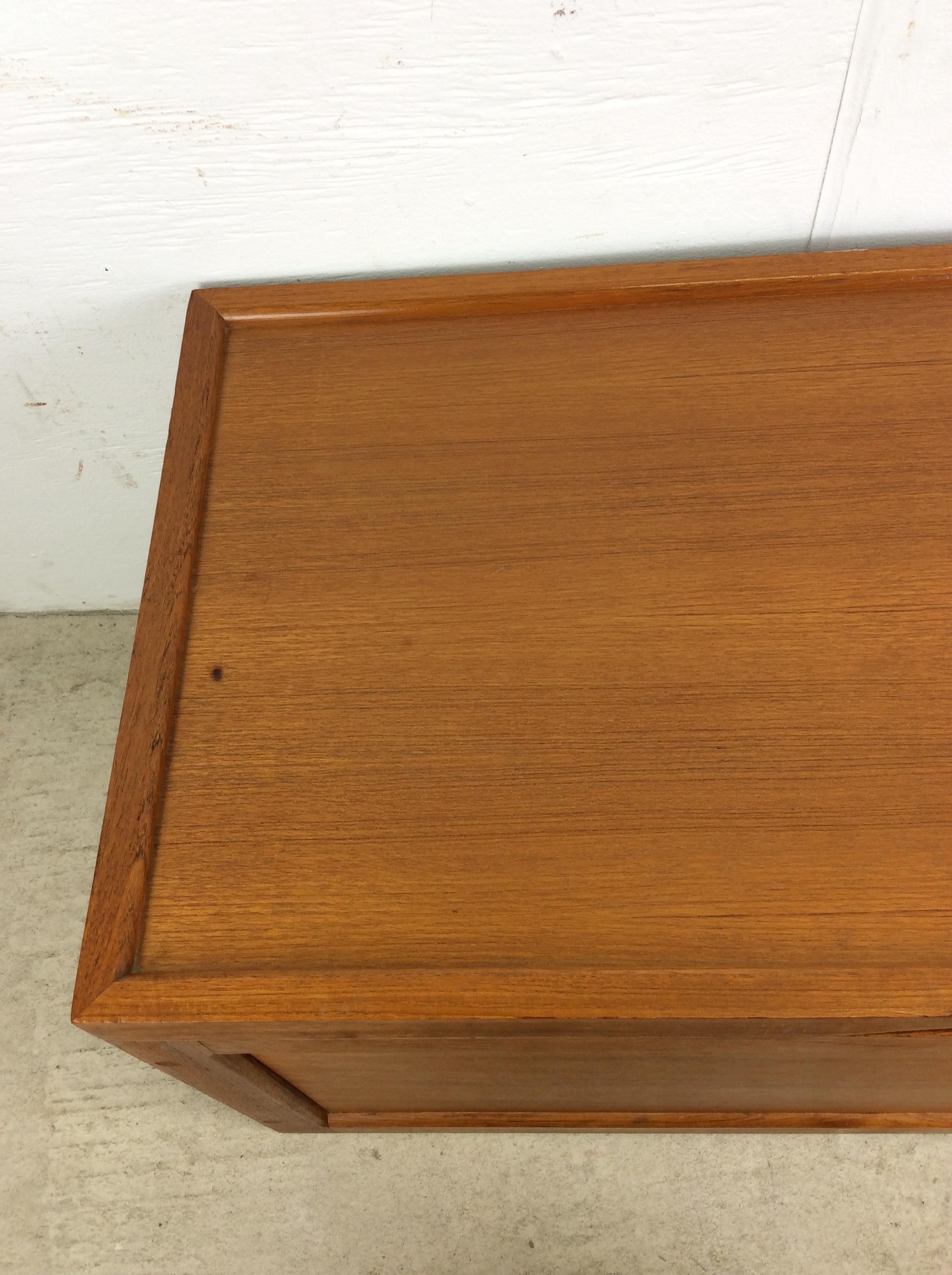 Dänische Modern Style Teak Decke Truhe (20. Jahrhundert) im Angebot