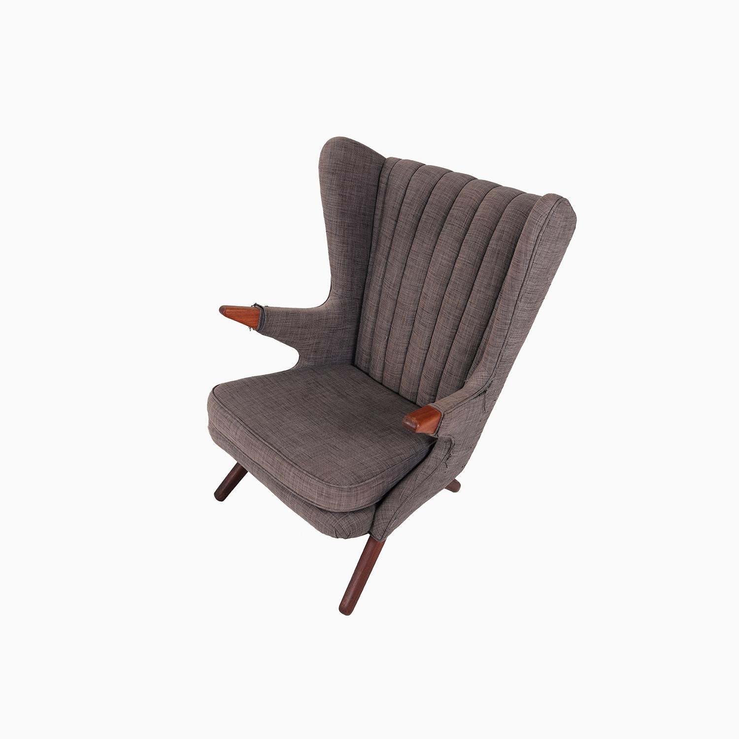 Danish Modern Svend Skipper Model 91 Lounge Chair In Good Condition In Minneapolis, MN