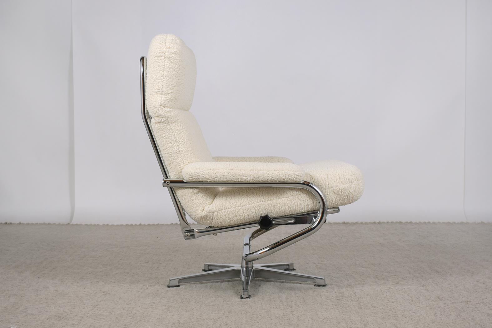 Mid-Century Modern Swivel Lounge Chair and Ottoman  4