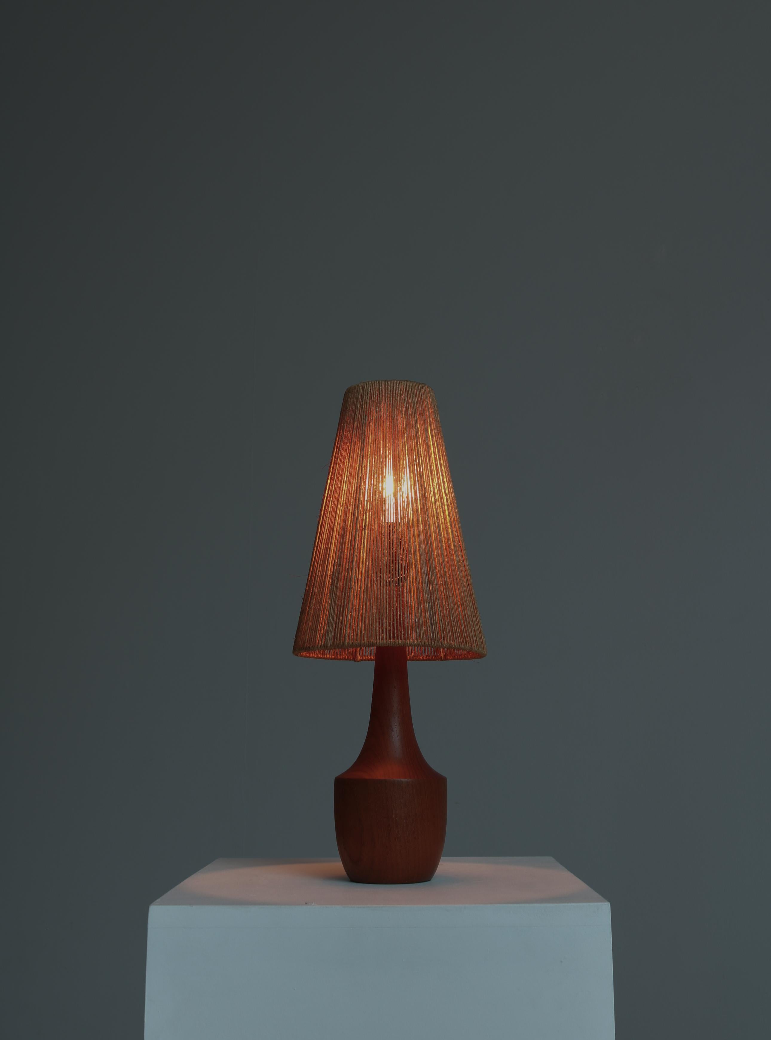 Mid-20th Century Danish Modern Table Lamp in Turned Teakwood and Sisal, 1950s For Sale