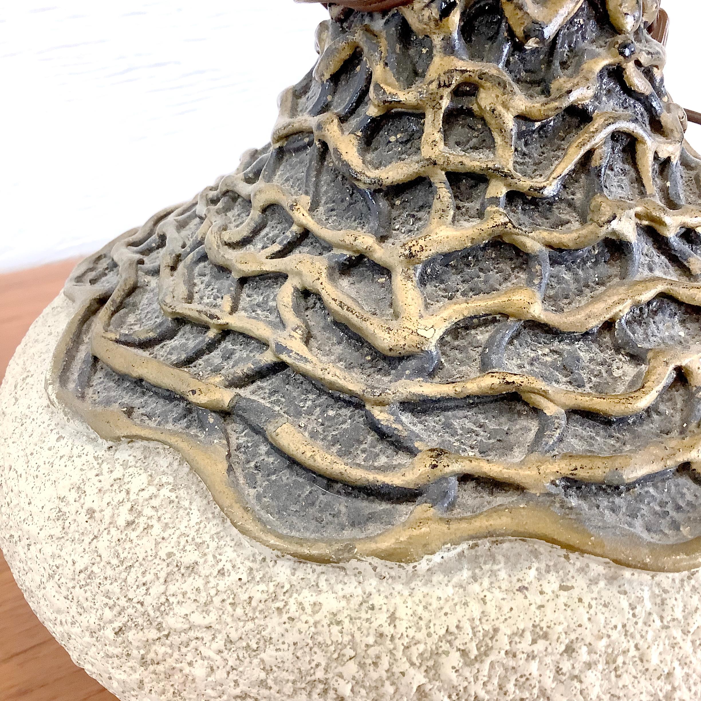 Lampe de table moderne danoise avec abat-jour en vente 7