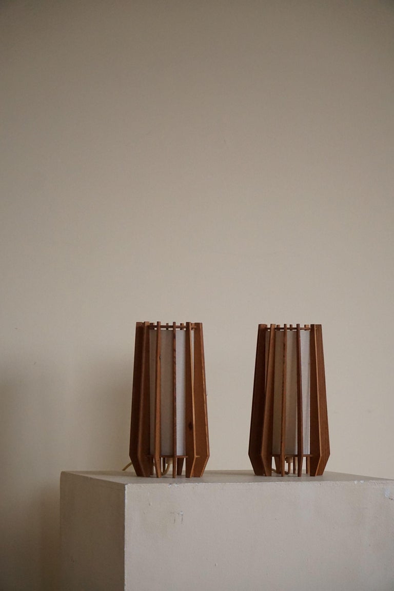 Danish Modern Table / Pendant Lights in Pine, Made by Ib Fabiansen, Fog & Mørup For Sale 6