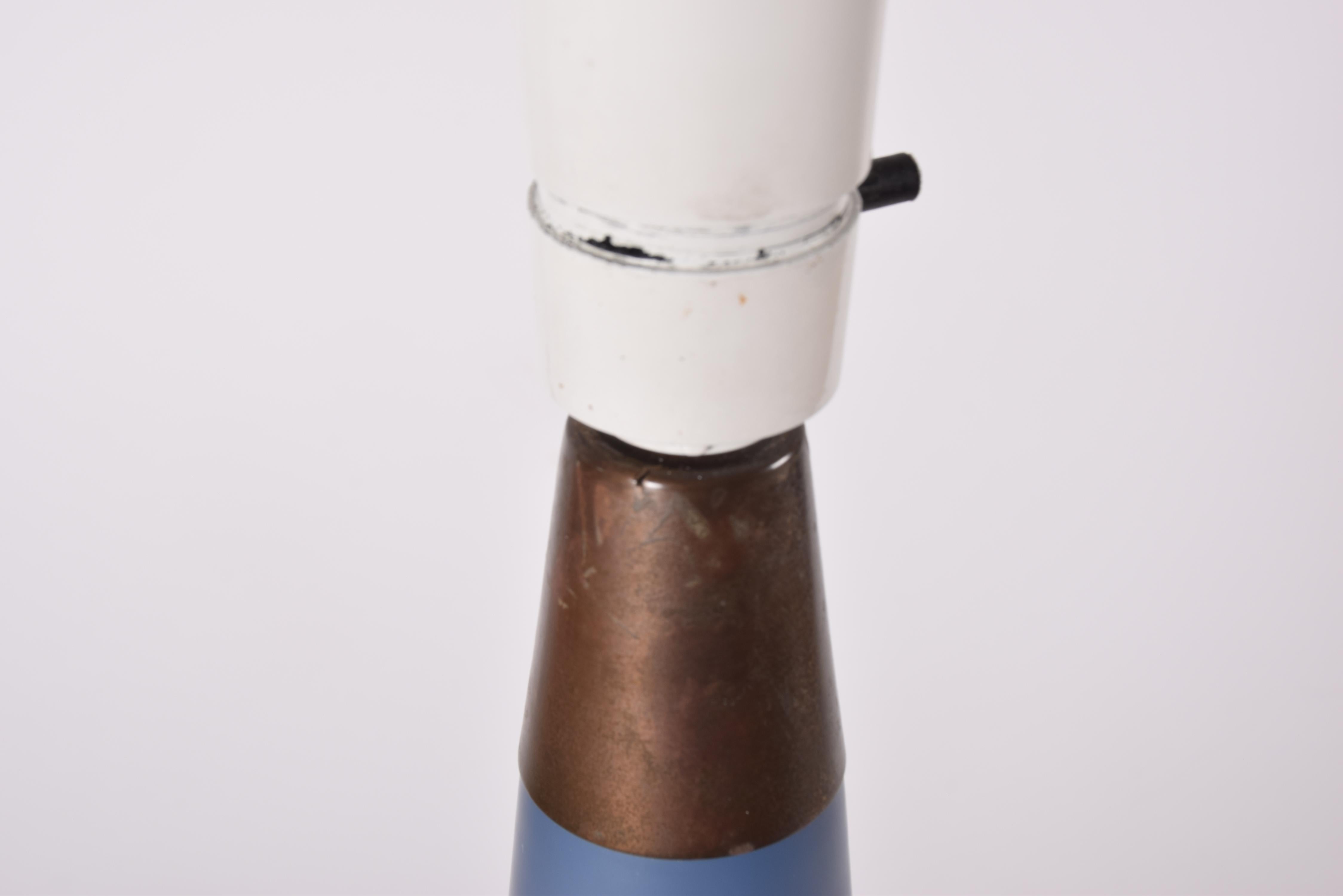 Dänische moderneurdförmige dänische moderne Tischlampe in Kürbisform aus dunkelblauem Glas von Holmegaard, 1960er Jahre (Stoff) im Angebot