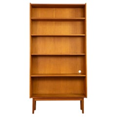 Librería alta danesa moderna de roble