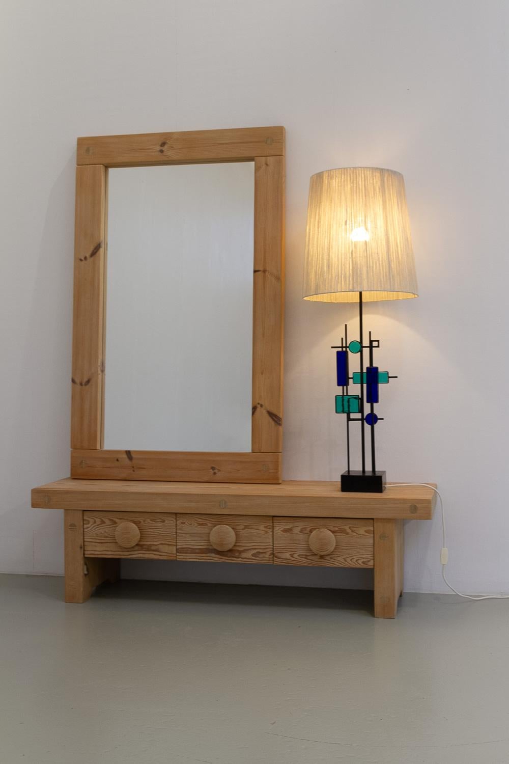 Lámpara alta de sobremesa danesa moderna de hierro y cristal de Svend Aage Holm Sørensen, década de 1970. en venta 4