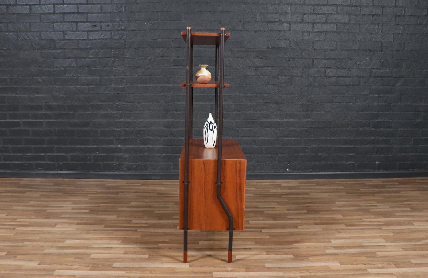 Danish Modern Tambour-Door Bookshelf by Lyby Mobler im Zustand „Hervorragend“ in Los Angeles, CA