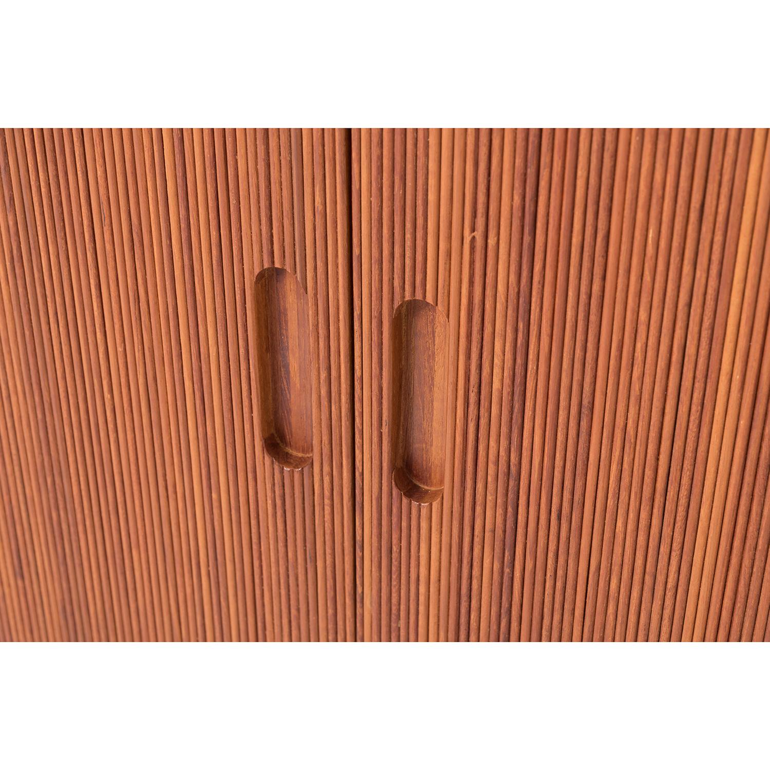 Credenza moderna danese con anta a tamburo Niels Vodder NV54 in vendita 5