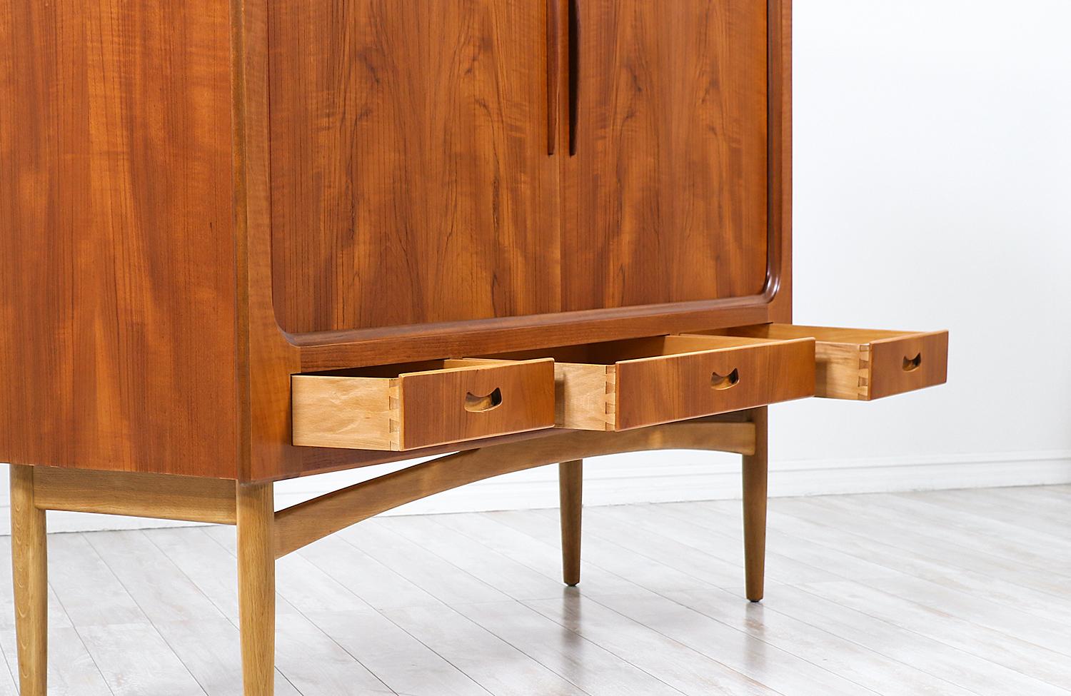 Danish Modern Tambour-Door Teak & Oak Cabinet Credenza 5