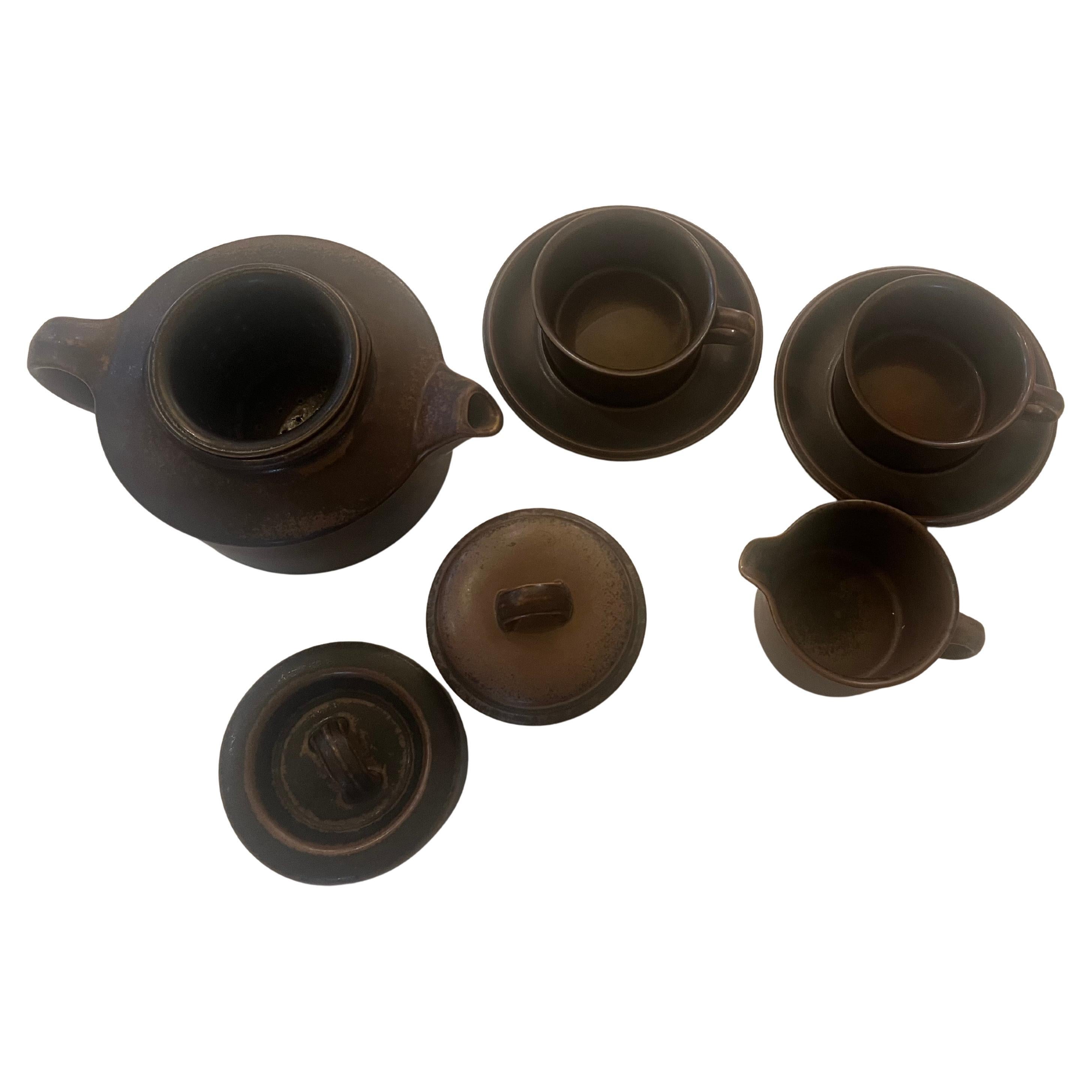 Set da tè e caffè danese moderno Model Ruska, di Ulla Procope per Arabia, anni '70 In condizioni ottime in vendita a San Diego, CA