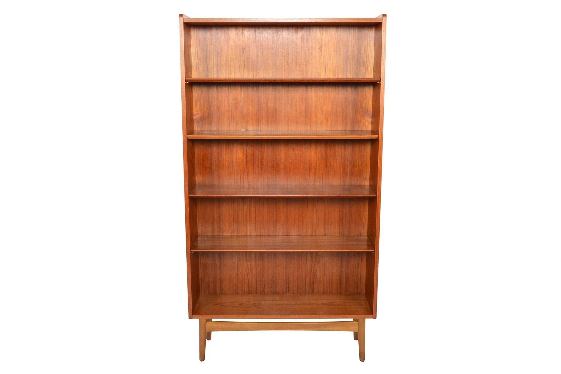 Danish Modern Teak and Oak Bookcase by Bornholm In Excellent Condition In Berkeley, CA