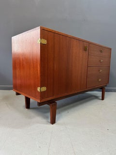 Dänisches modernes Teakholz Sideboard mit 4 Schubladen von Peter Lovig Nielsen Mid Century