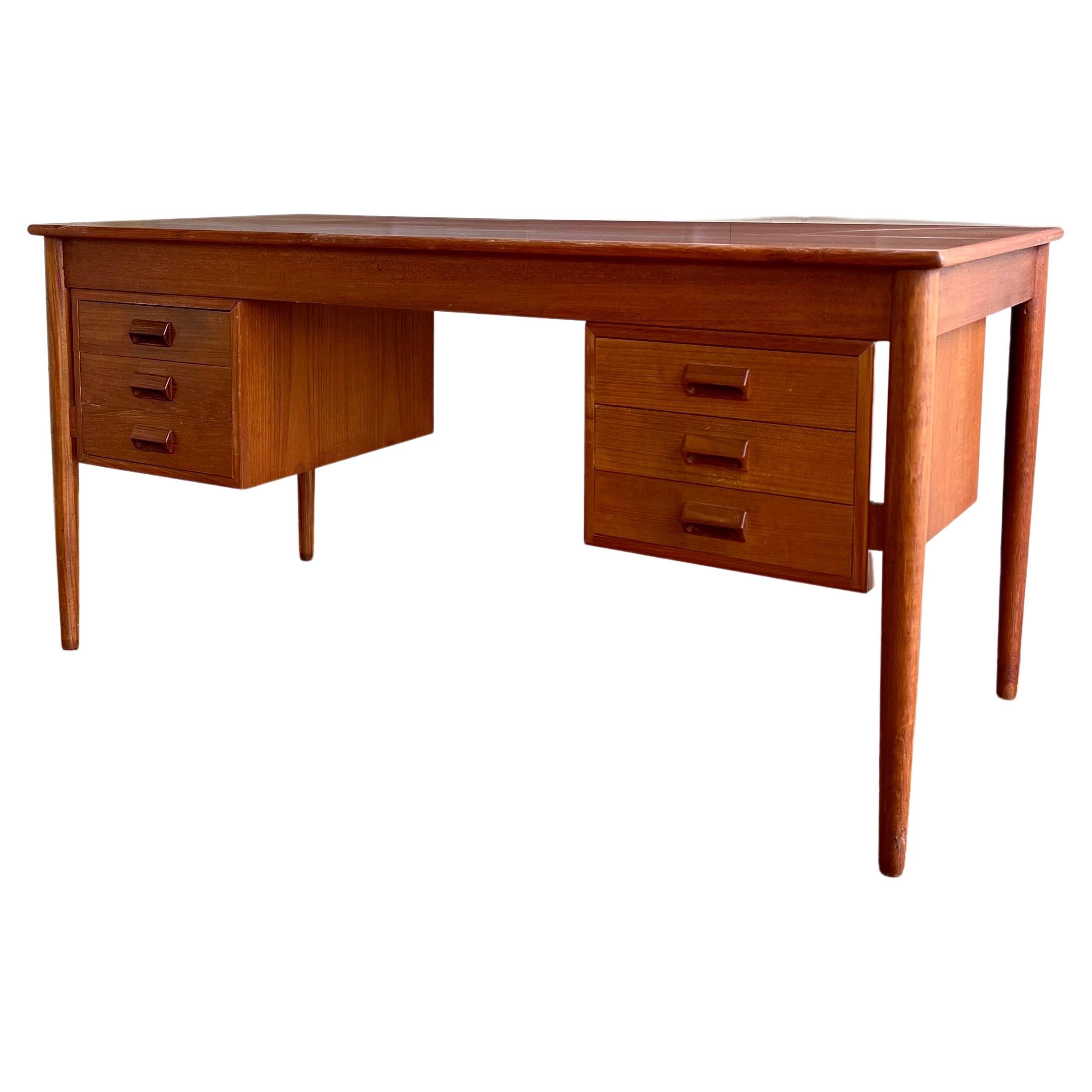 Danish Modern Teak 6 Drawer Versatile Desk by Borge Mogensen