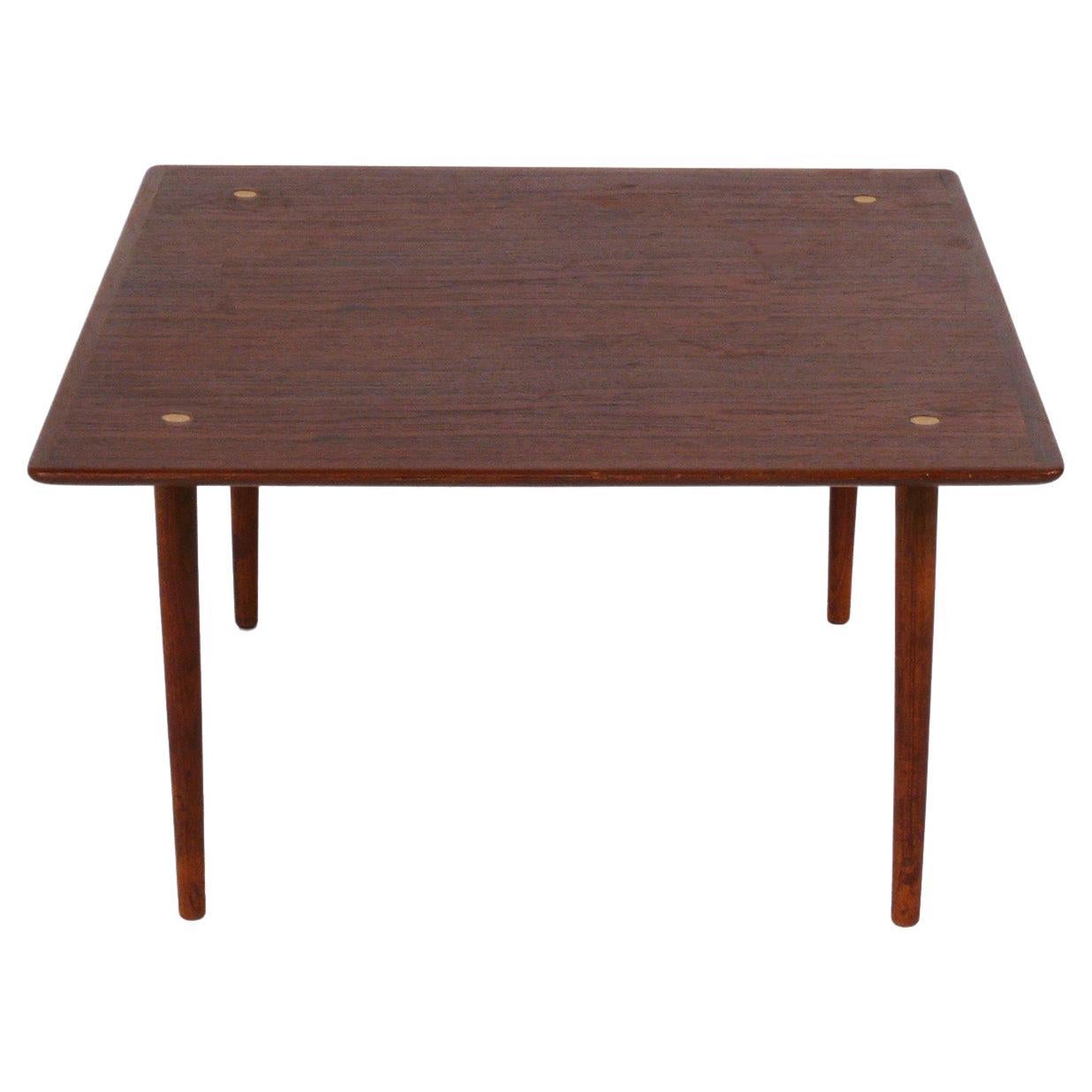 Dänischer Moderner Couchtisch aus Teakholz und Messing, ca. 1960er Jahre