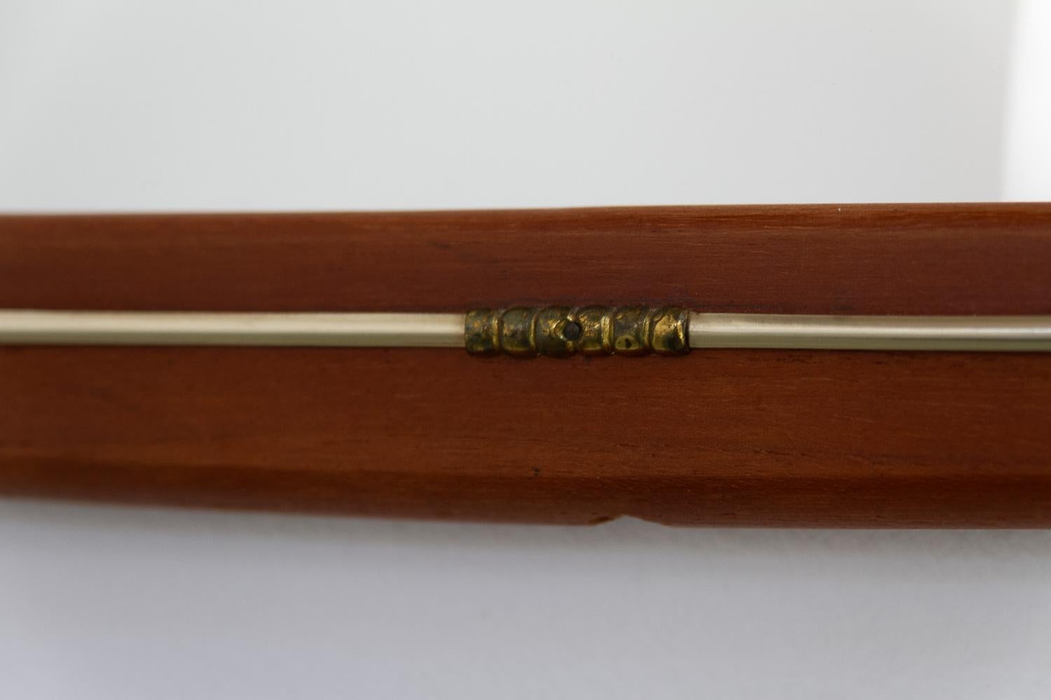 Dänischer moderner Wandspiegel aus Teakholz und Messing, 1950er Jahre. im Zustand „Gut“ im Angebot in Asaa, DK
