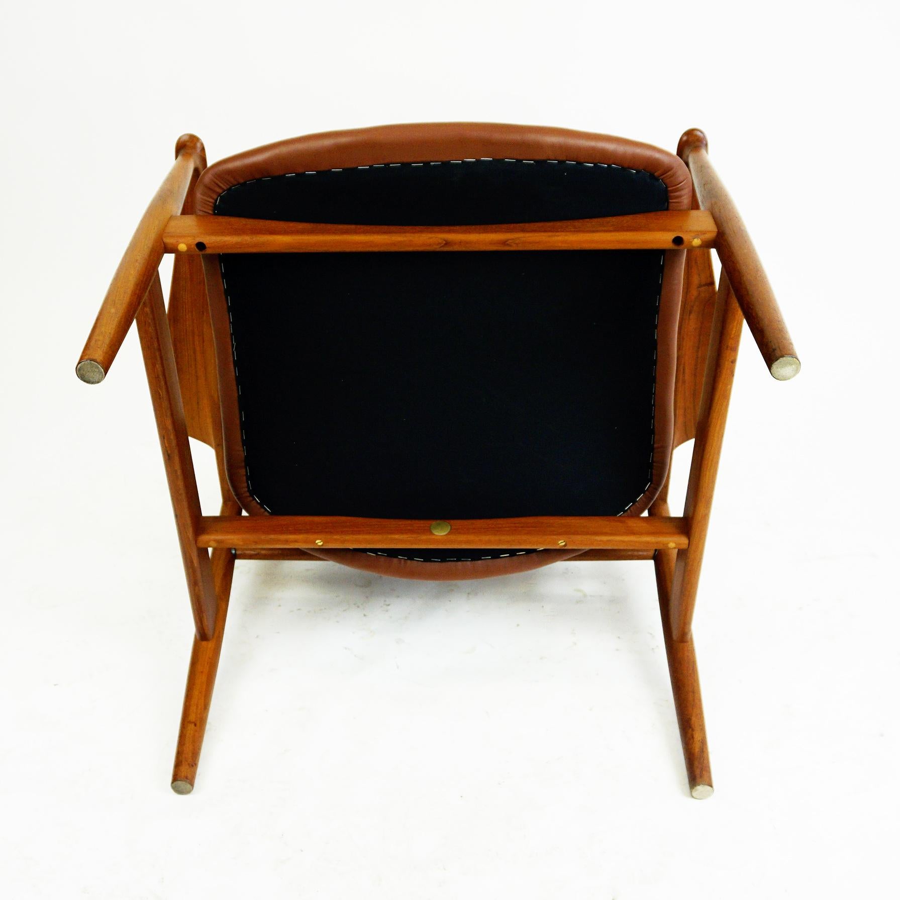 Chaise longue danoise moderne en teck et cuir Brown par Finn Juhl pour France and Son en vente 8