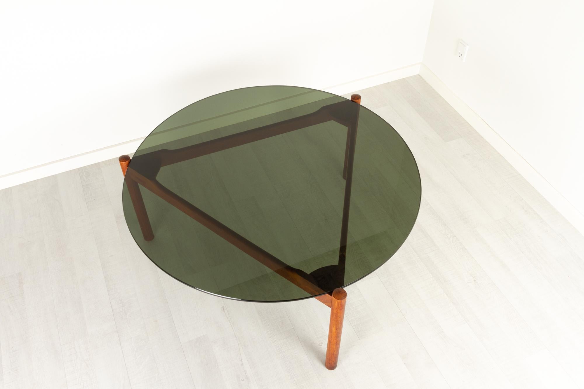Danish Modern Teak and Glass Coffee Table by Komfort, 1960s In Good Condition In Asaa, DK