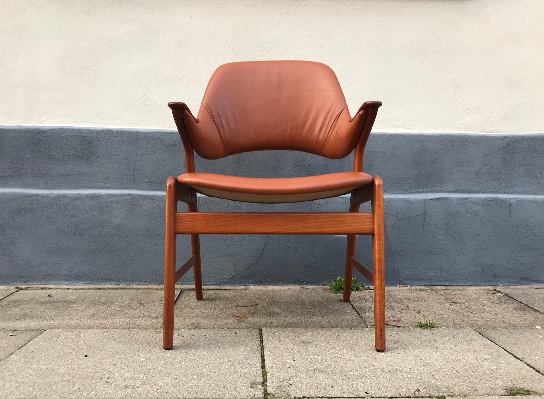 Danish Modern Teak and Leather Lounge Chair by N. A. Jørgensen, 1960s In Good Condition For Sale In Esbjerg, DK
