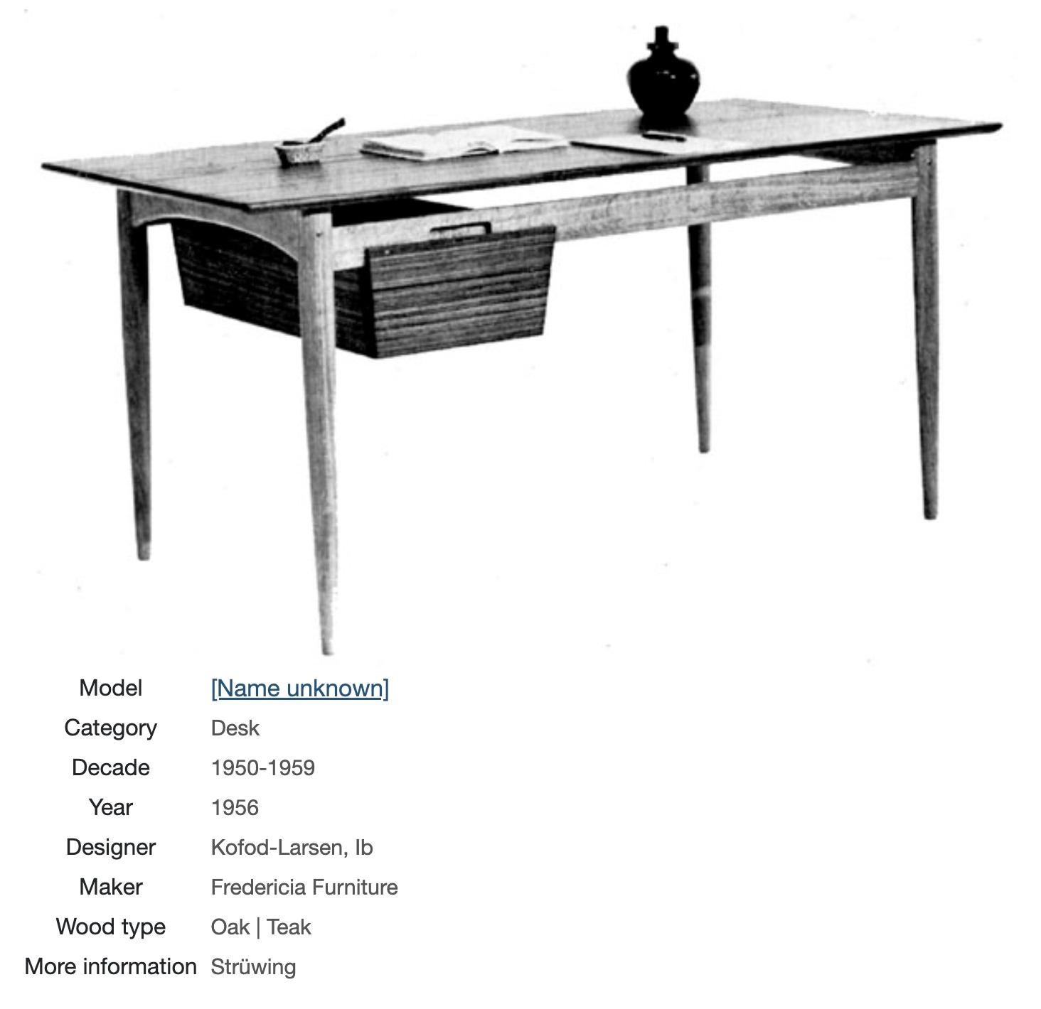 Scrivania moderna danese in teak e Oak di Ib Kofod-Larsen per Fredericia, 1956. in vendita 13