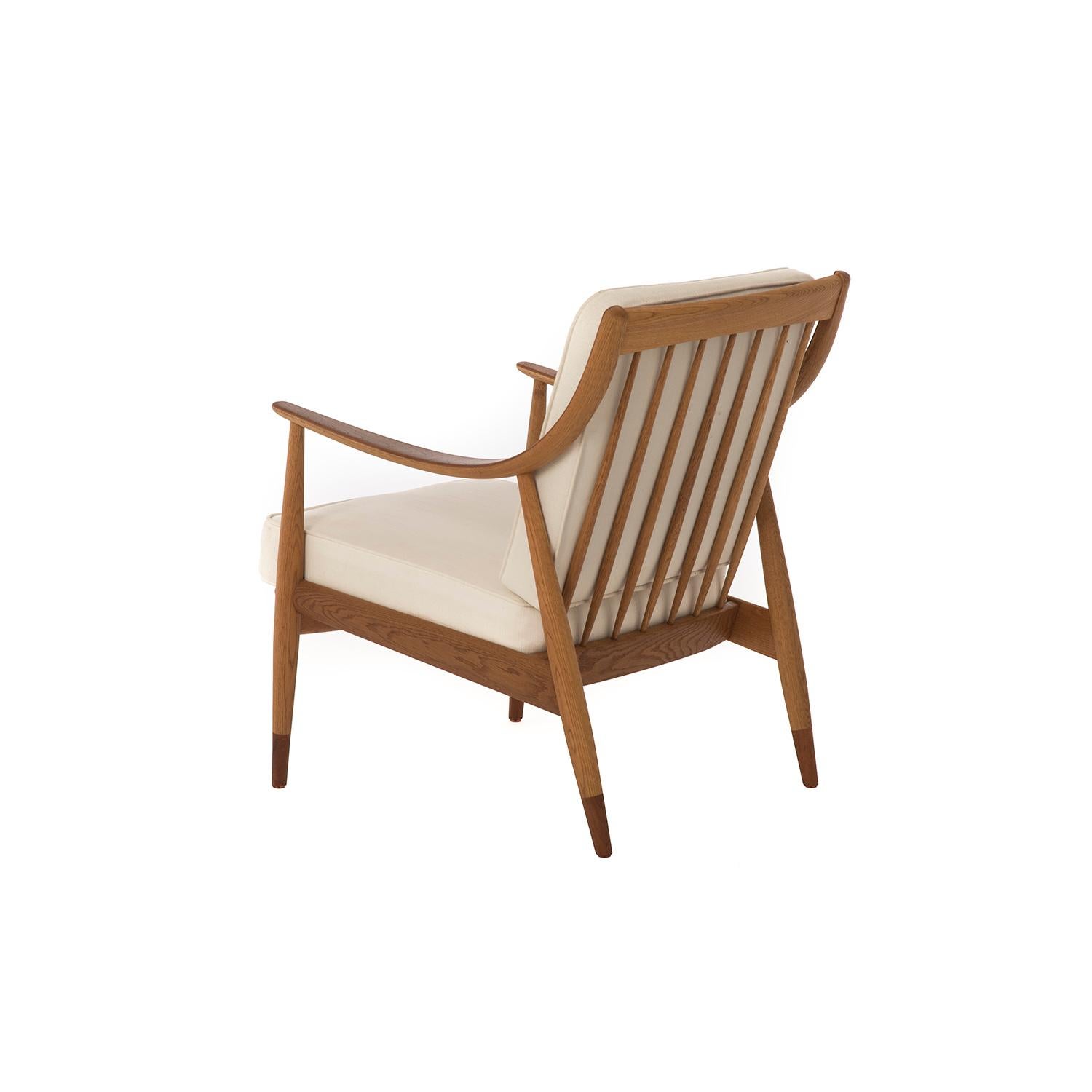 Oiled Danish Modern Teak and Oak Lounge Chair, Sweeping Arms Hvidt & Molgaard Design