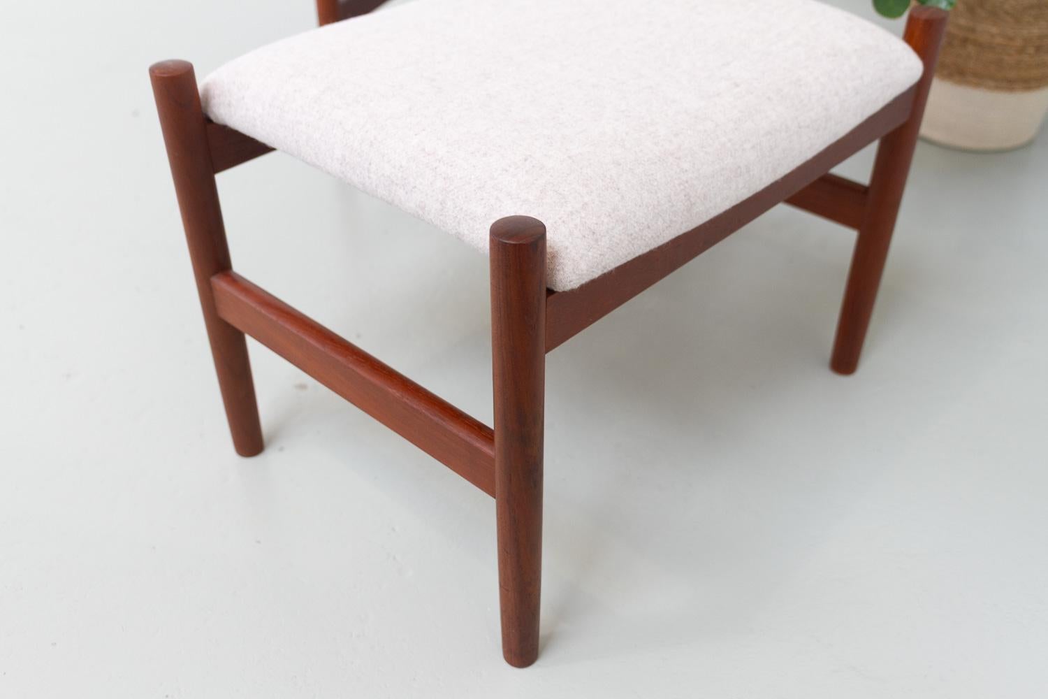 Pouf moderni danesi in teak e lana di Hugo Frandsen, anni '60, set di 2 in vendita 8