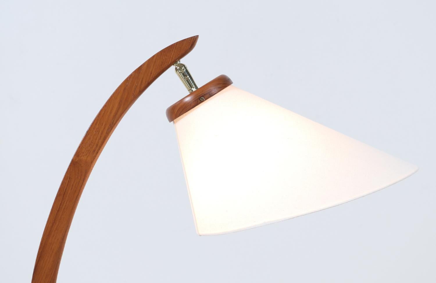 Danish Modern Teak Arch Floor Lamp with Articulating Cone Shade In Excellent Condition In Los Angeles, CA