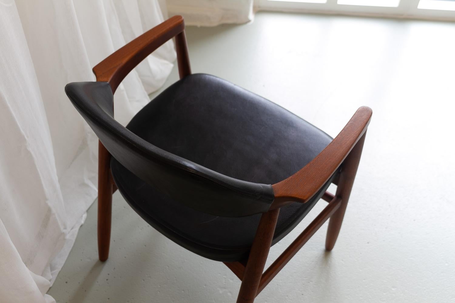 Poltrona moderna danese in teak di Tove & Edvard Kindt-Larsen, 1950. in vendita 7