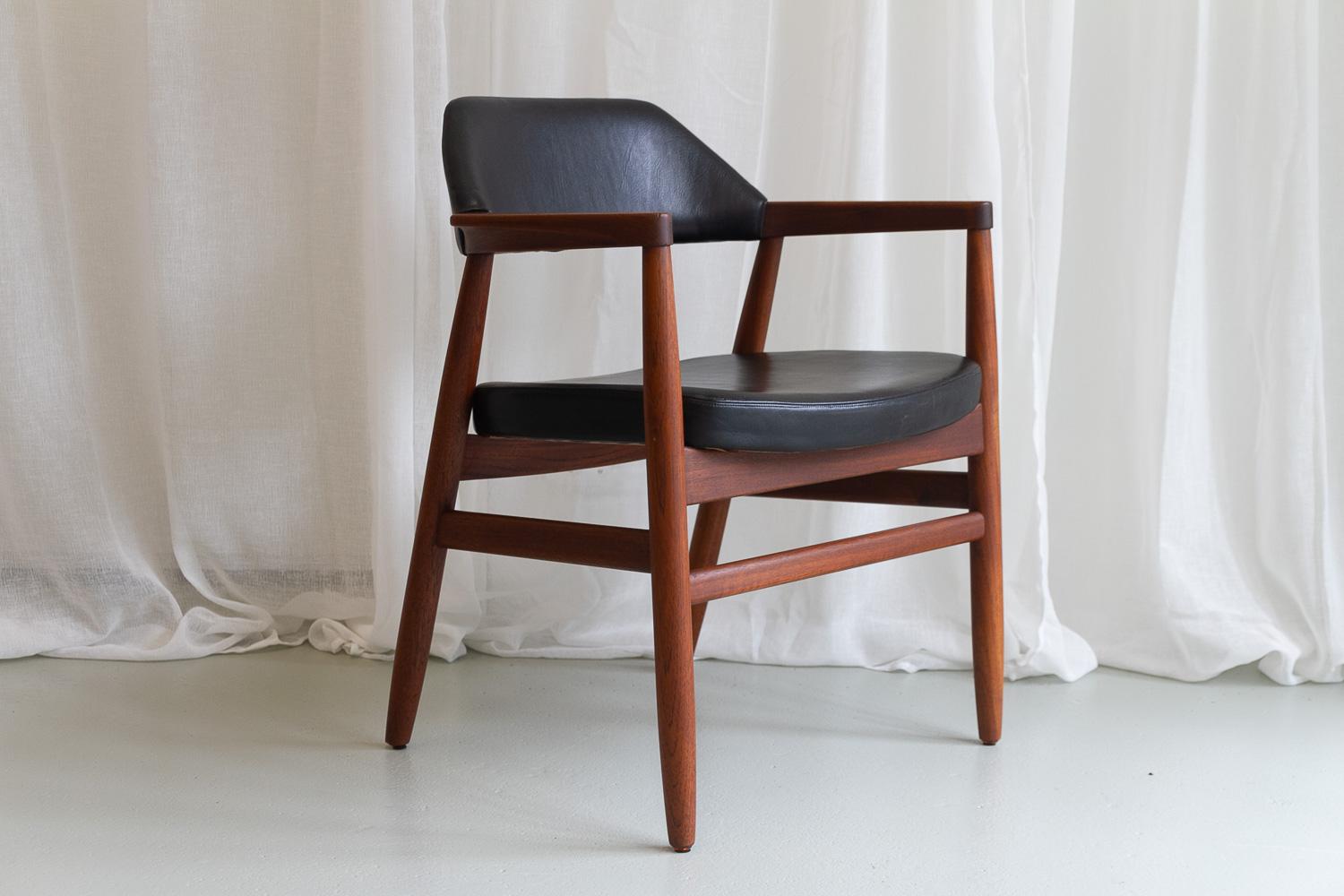 Scandinavo moderno Poltrona moderna danese in teak di Tove & Edvard Kindt-Larsen, 1950. in vendita