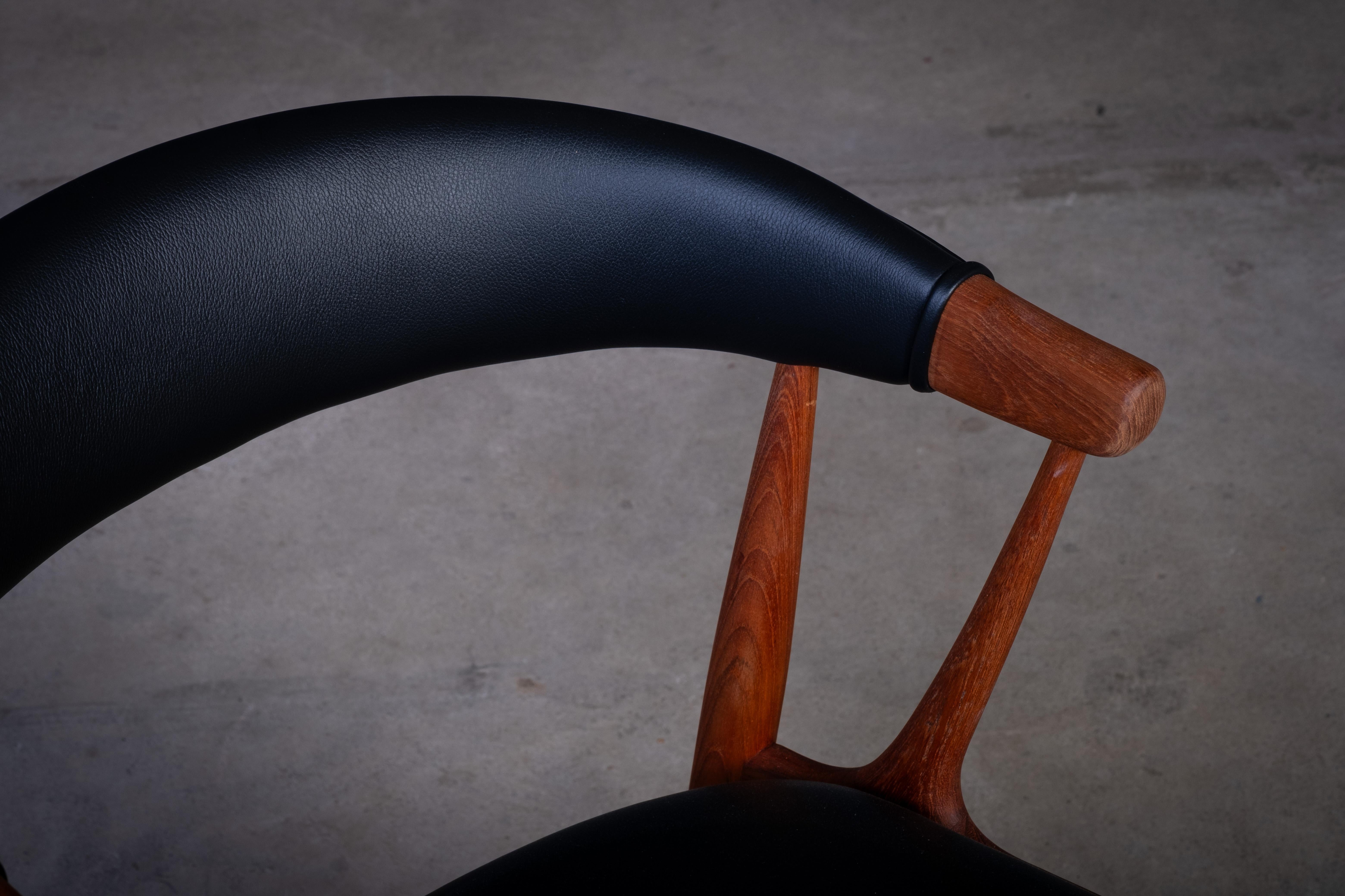 Sillón moderno danés de teca Modelo BA113 de Johannes Andersen, años 60 en venta 3